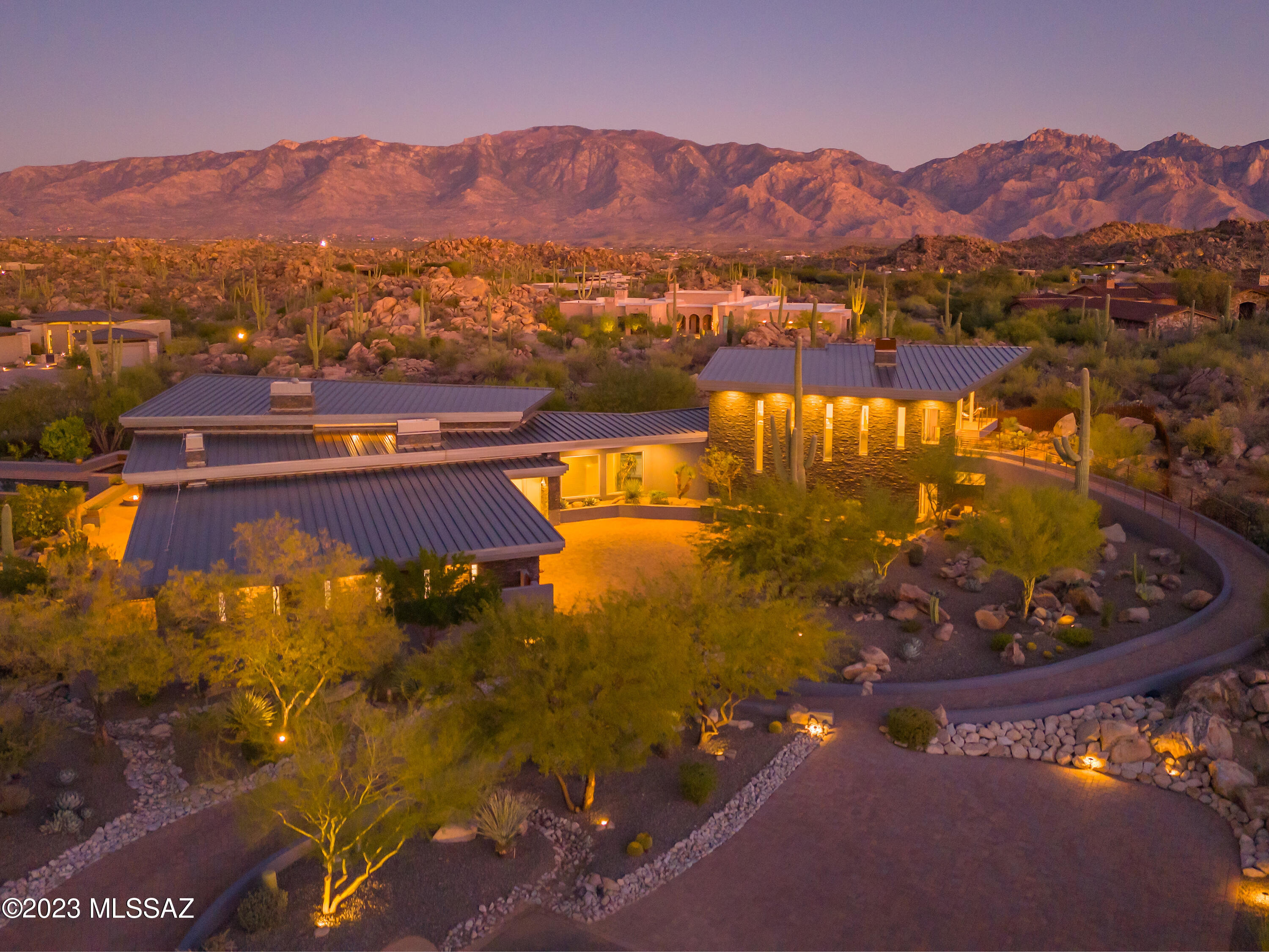 1370 Tortolita Mountain Circle