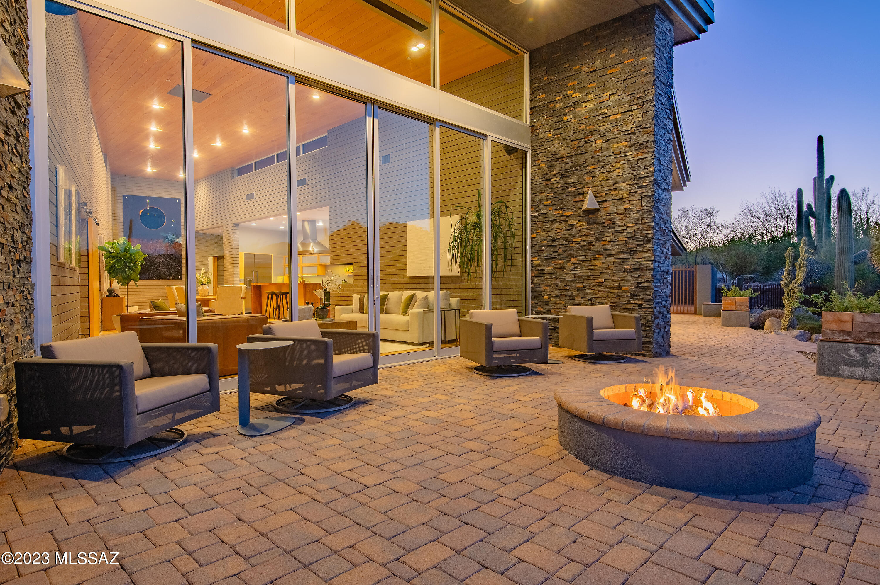 1370 Tortolita Mountain Circle