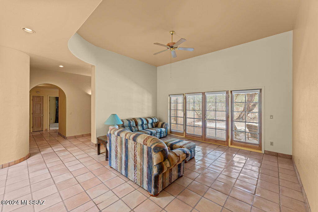 Ventana Creek (1-18) - Residential