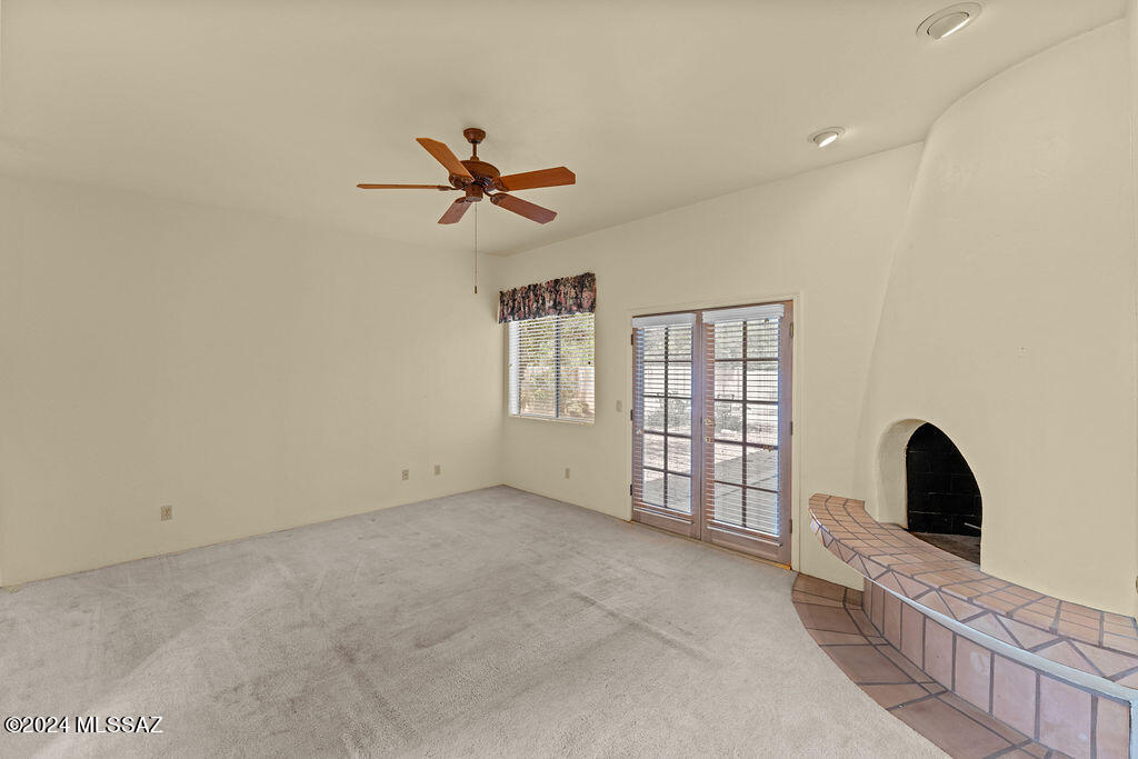 Ventana Creek (1-18) - Residential