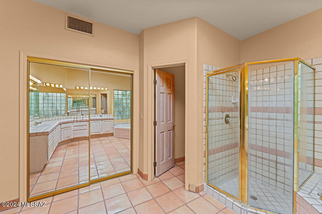Ventana Creek (1-18) - Residential