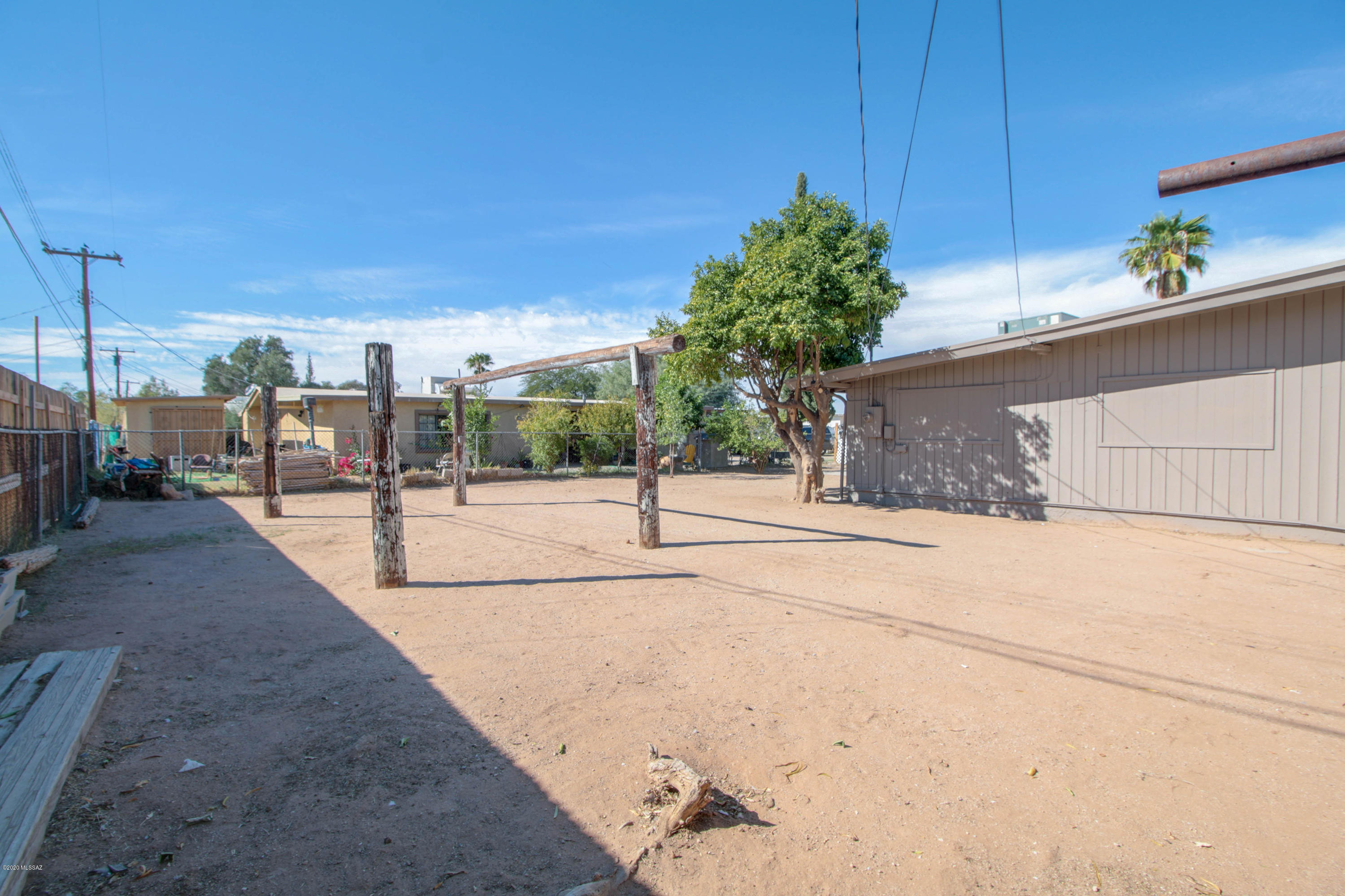 Pueblo Gardens - Residential