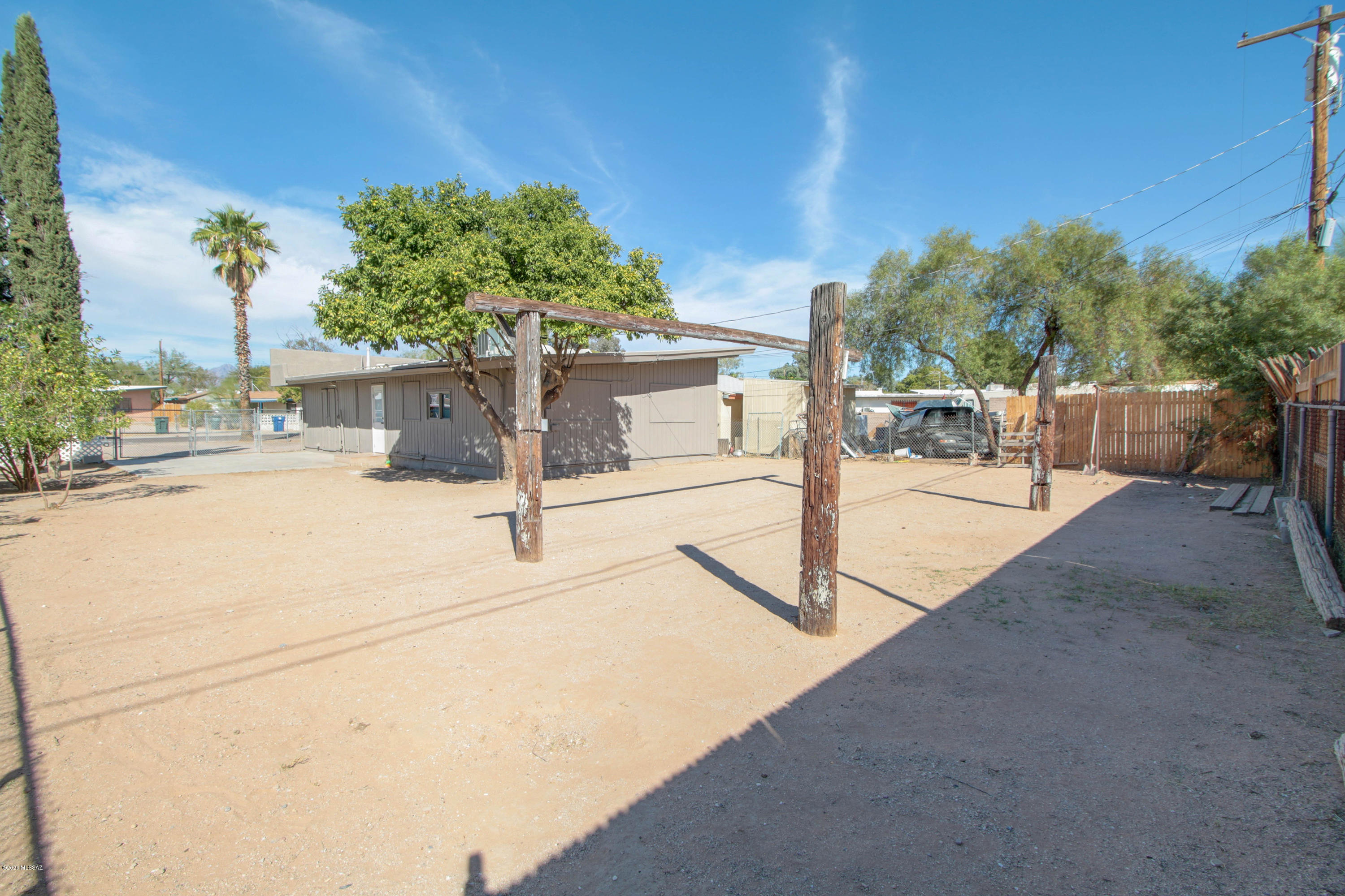 Pueblo Gardens - Residential