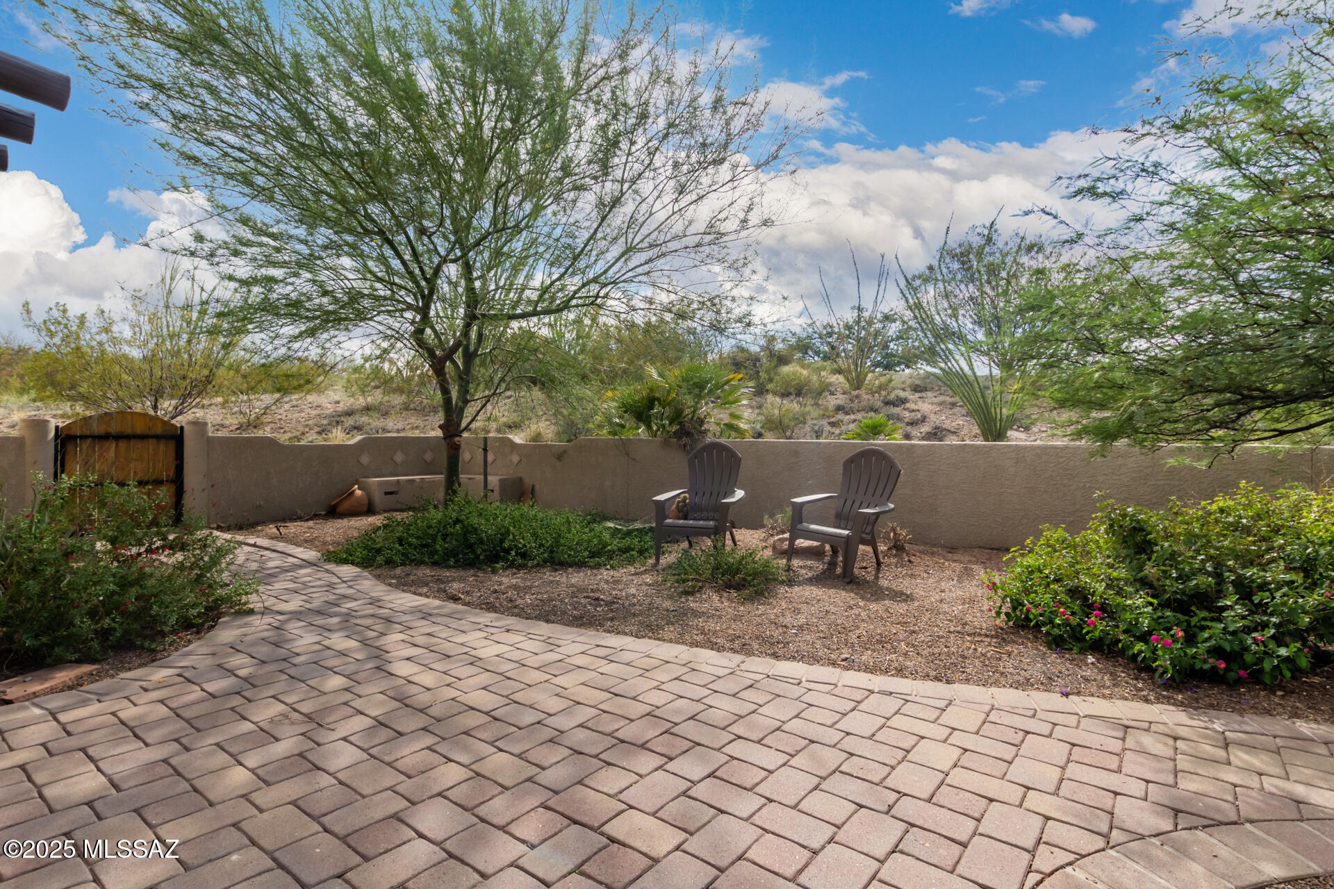 301 N Westview Drive