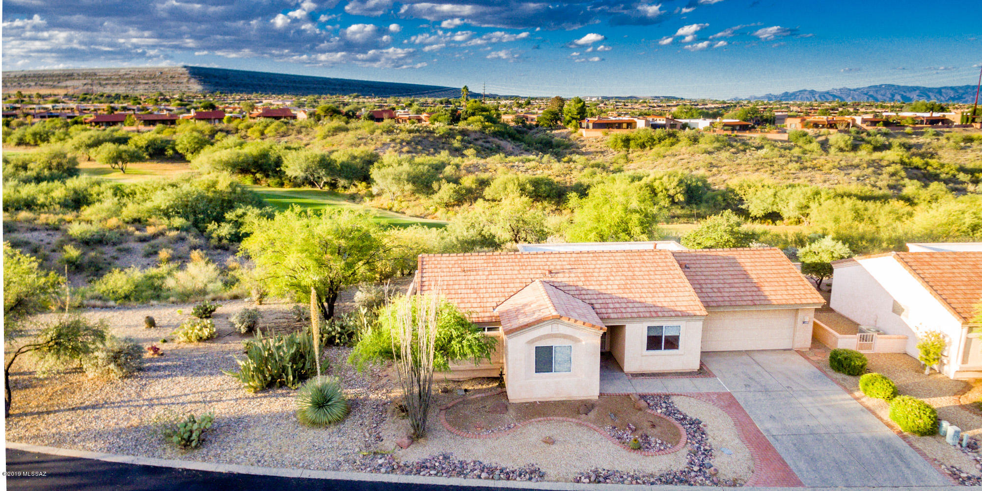 San Ignacio Heights (93-135) - Residential
