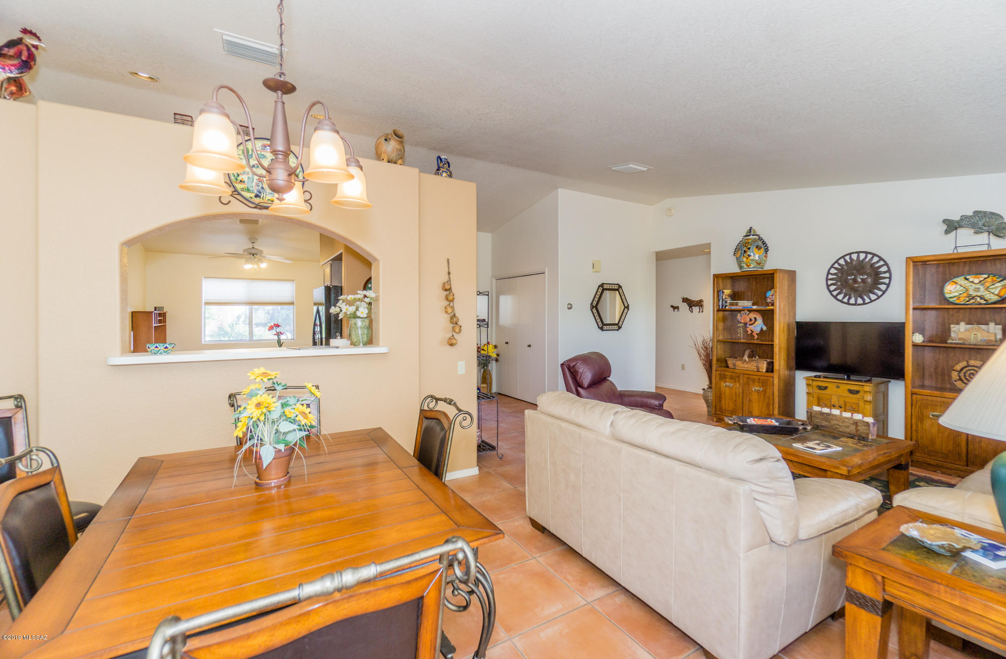 San Ignacio Heights (93-135) - Residential