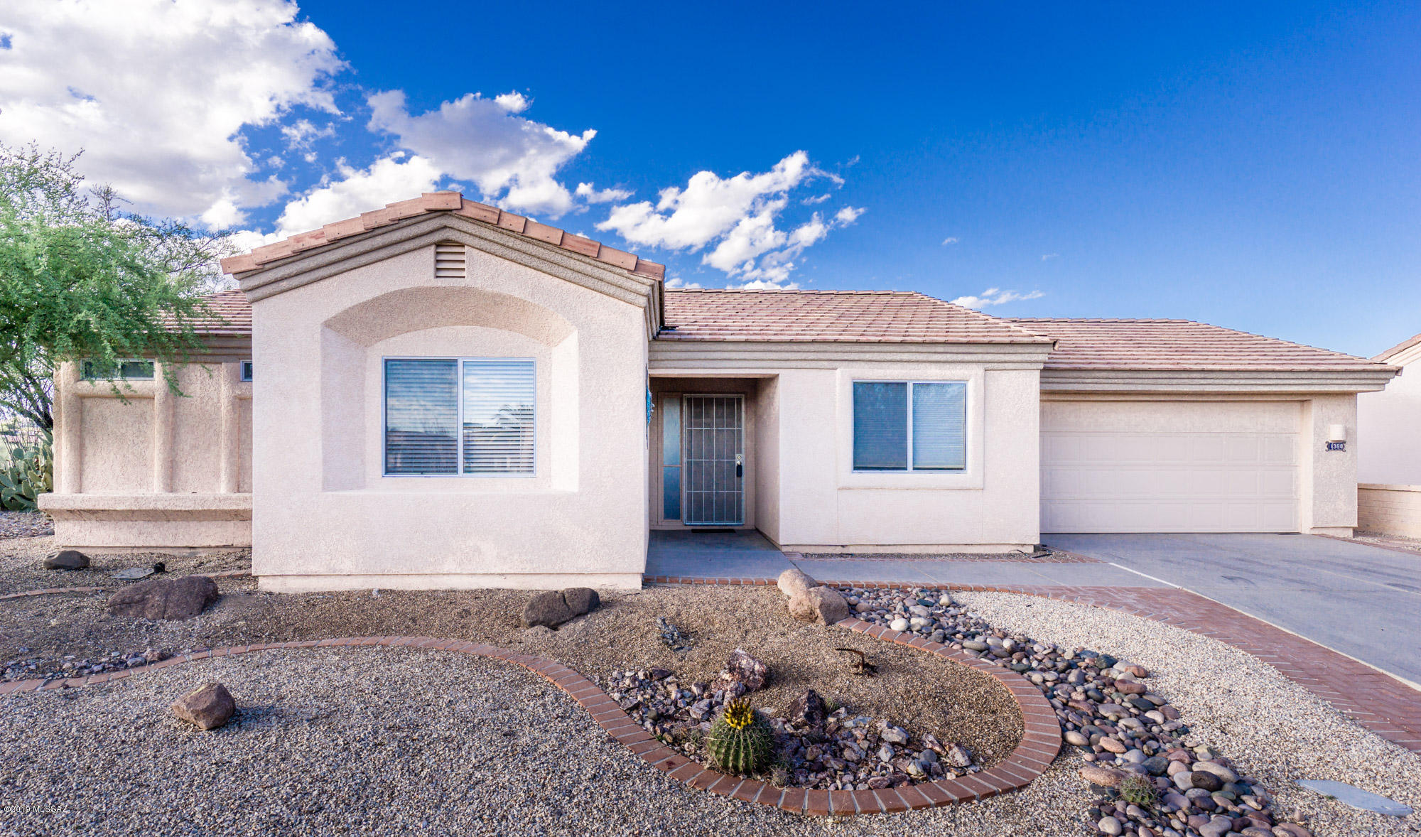 San Ignacio Heights (93-135) - Residential