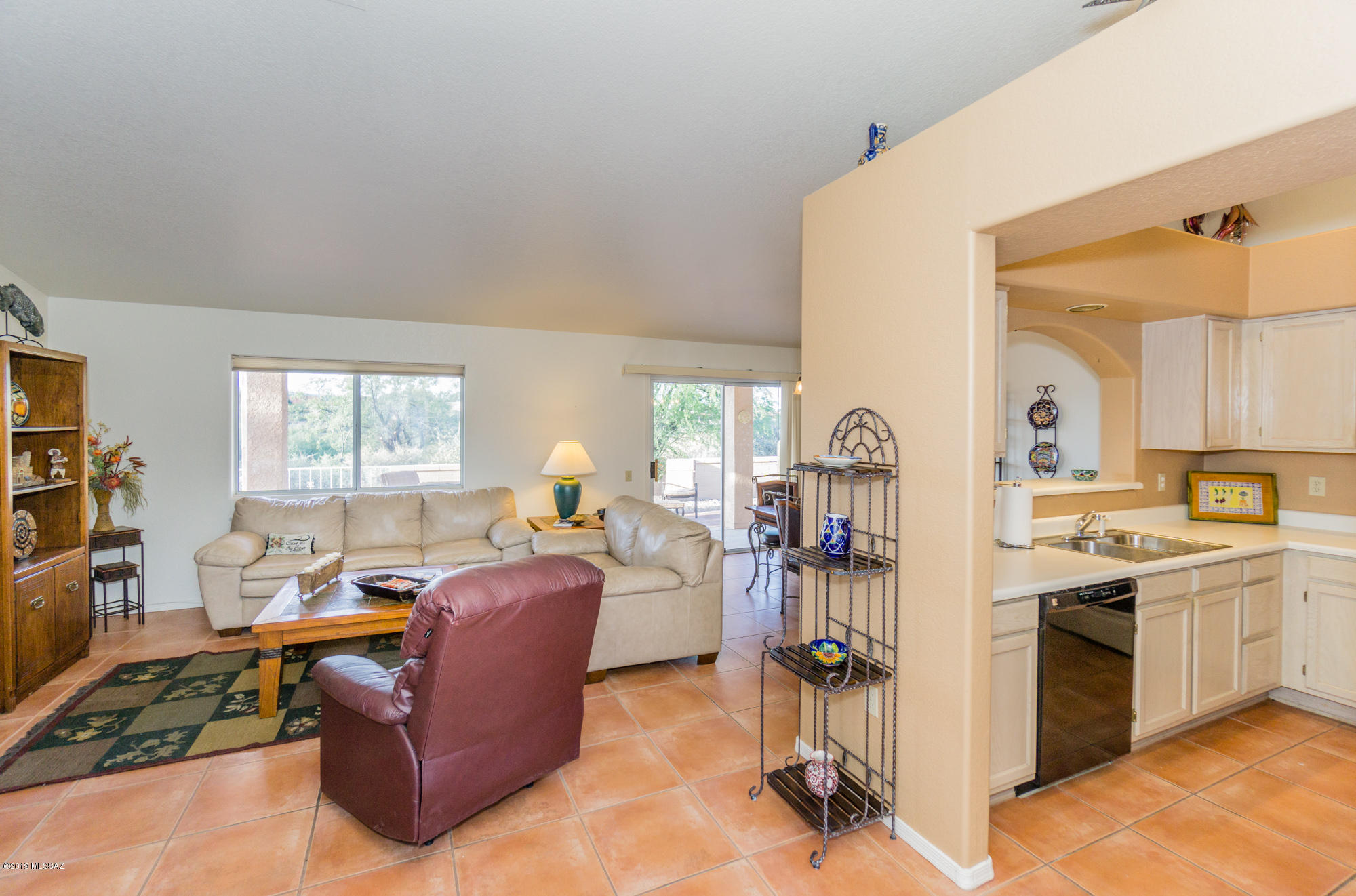 San Ignacio Heights (93-135) - Residential