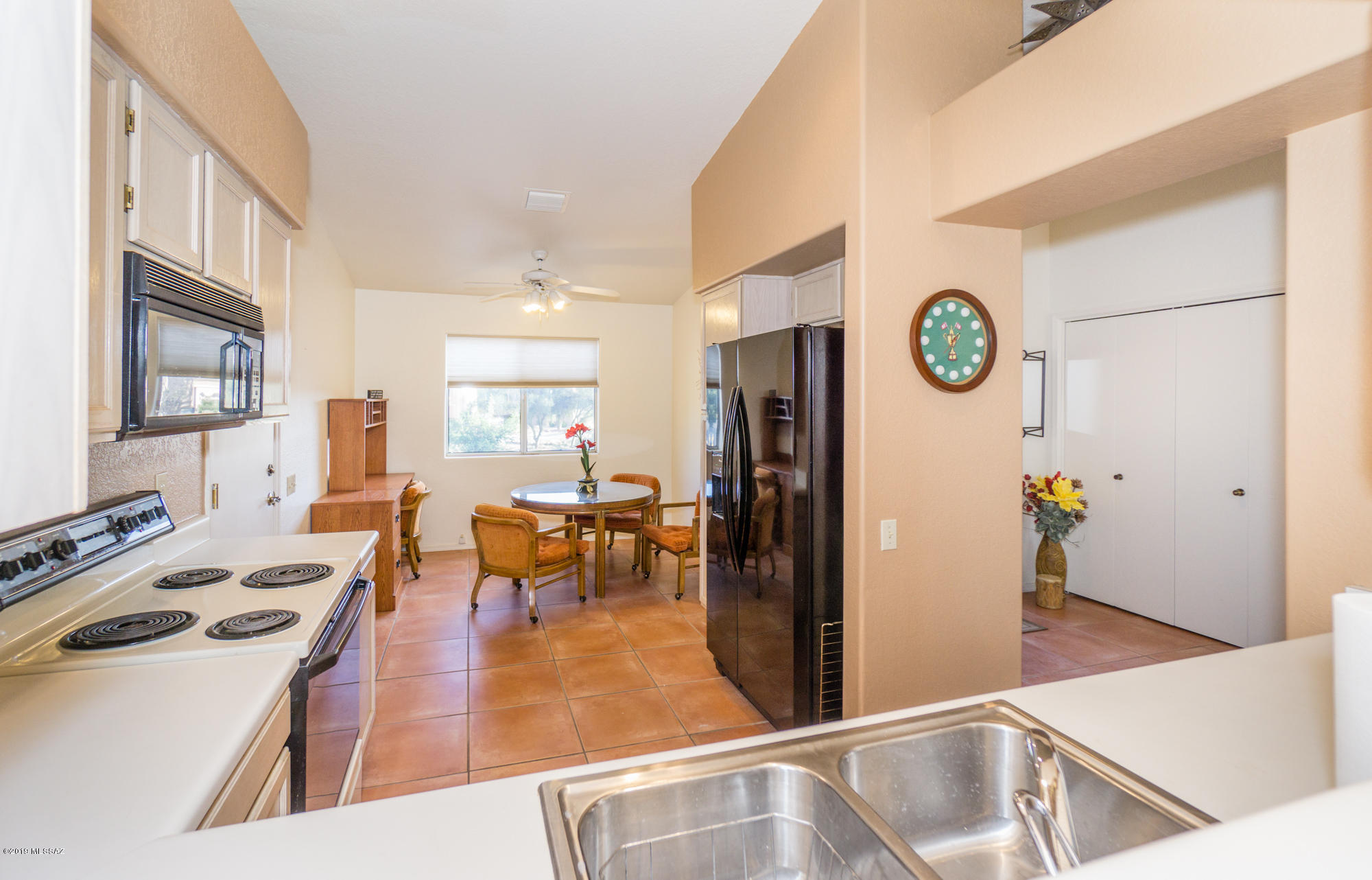 San Ignacio Heights (93-135) - Residential