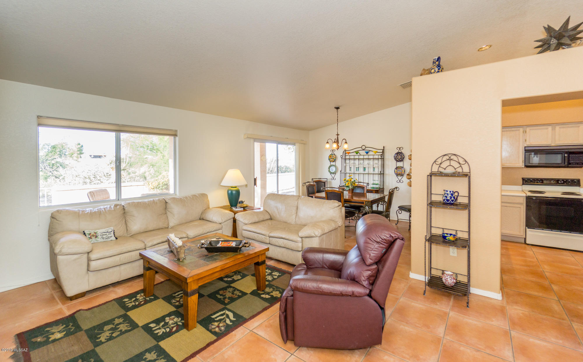 San Ignacio Heights (93-135) - Residential