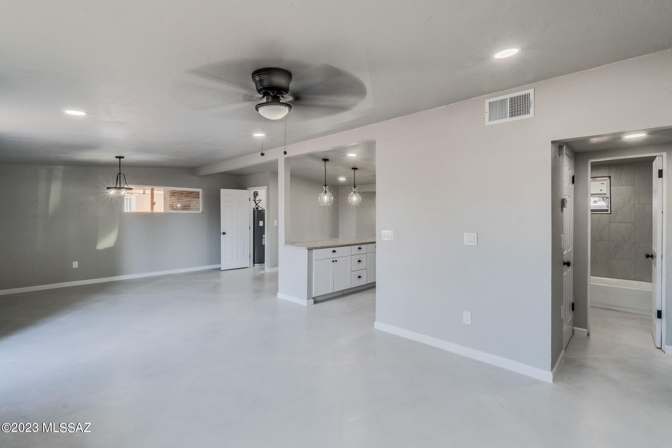 Cottonwood Manor - Residential