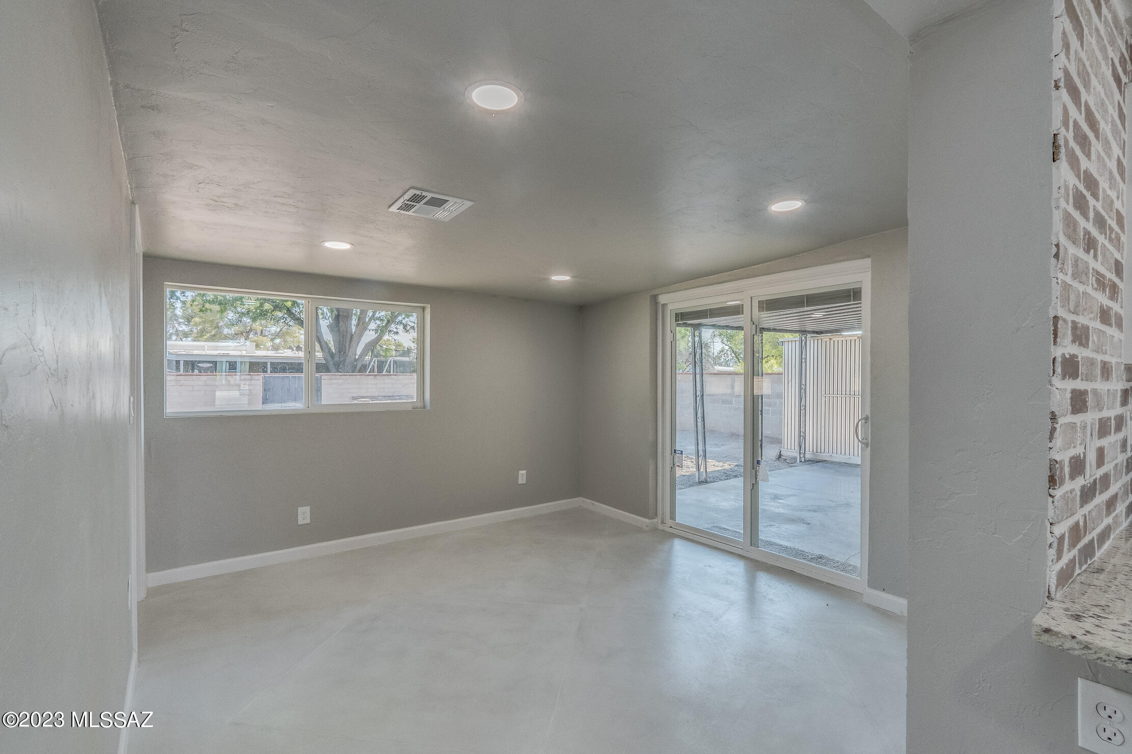 Cottonwood Manor - Residential