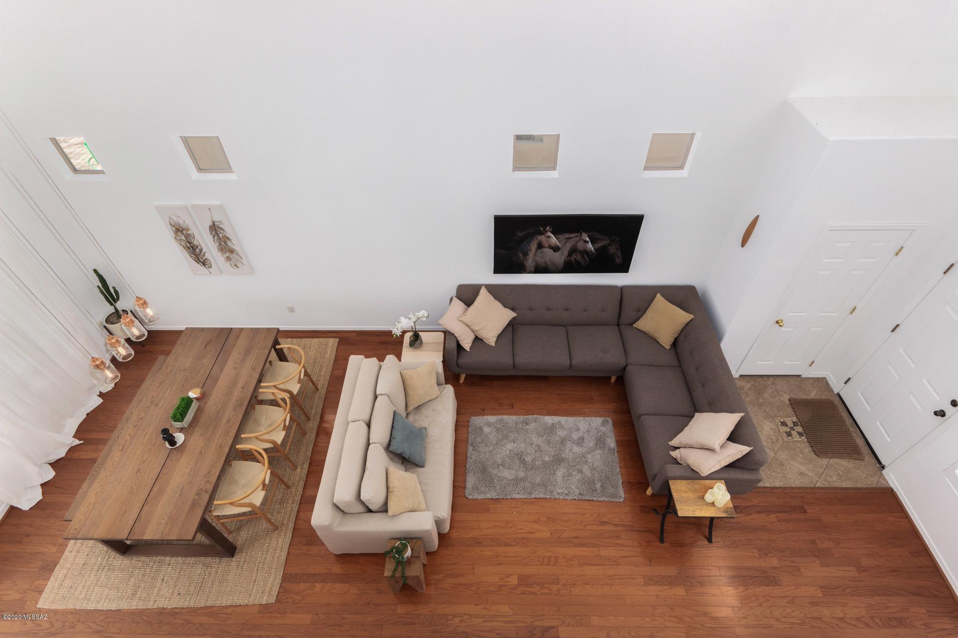 Presidio De Cancion (1-200) - Residential
