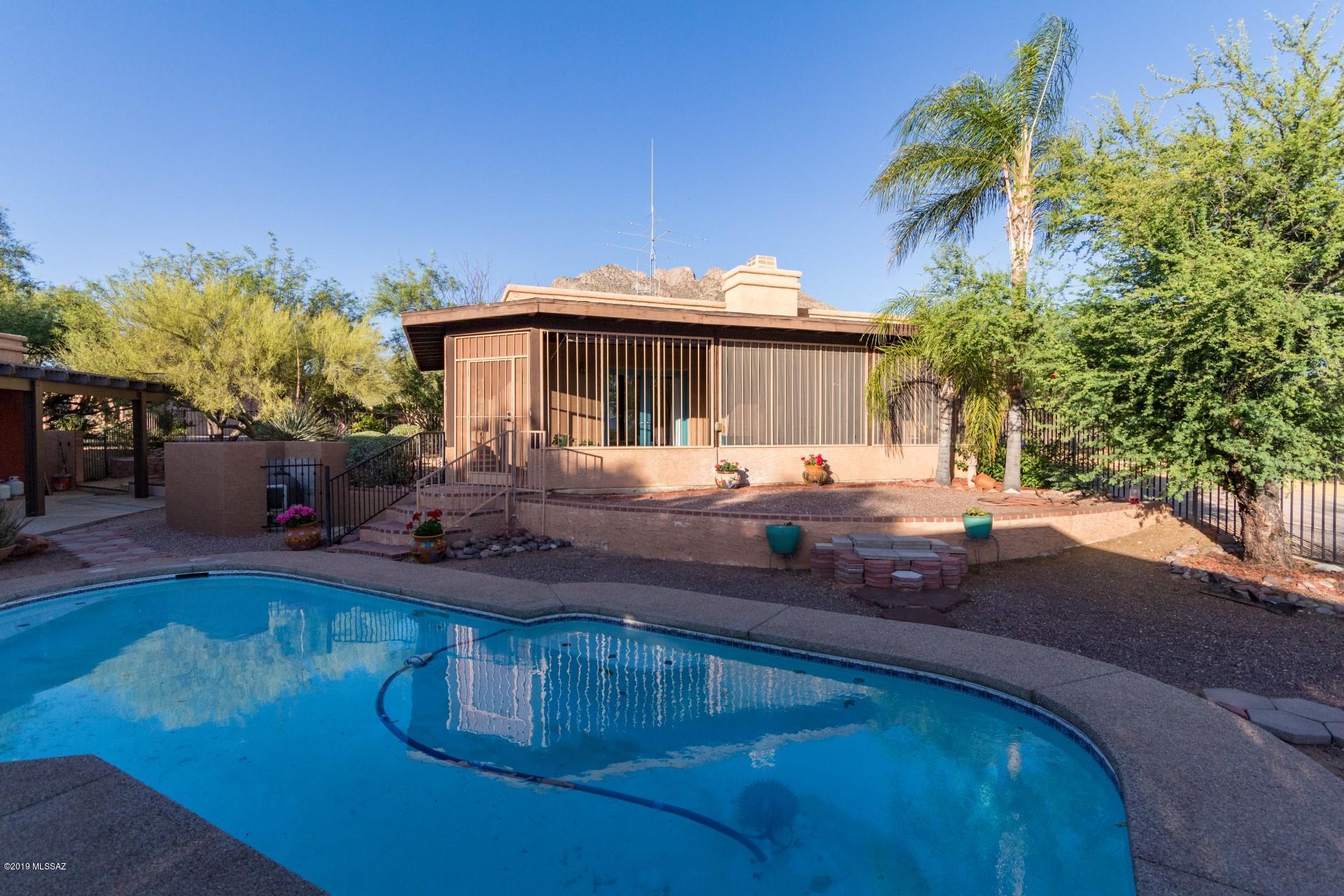 Rancho Feliz (353-389) - Residential