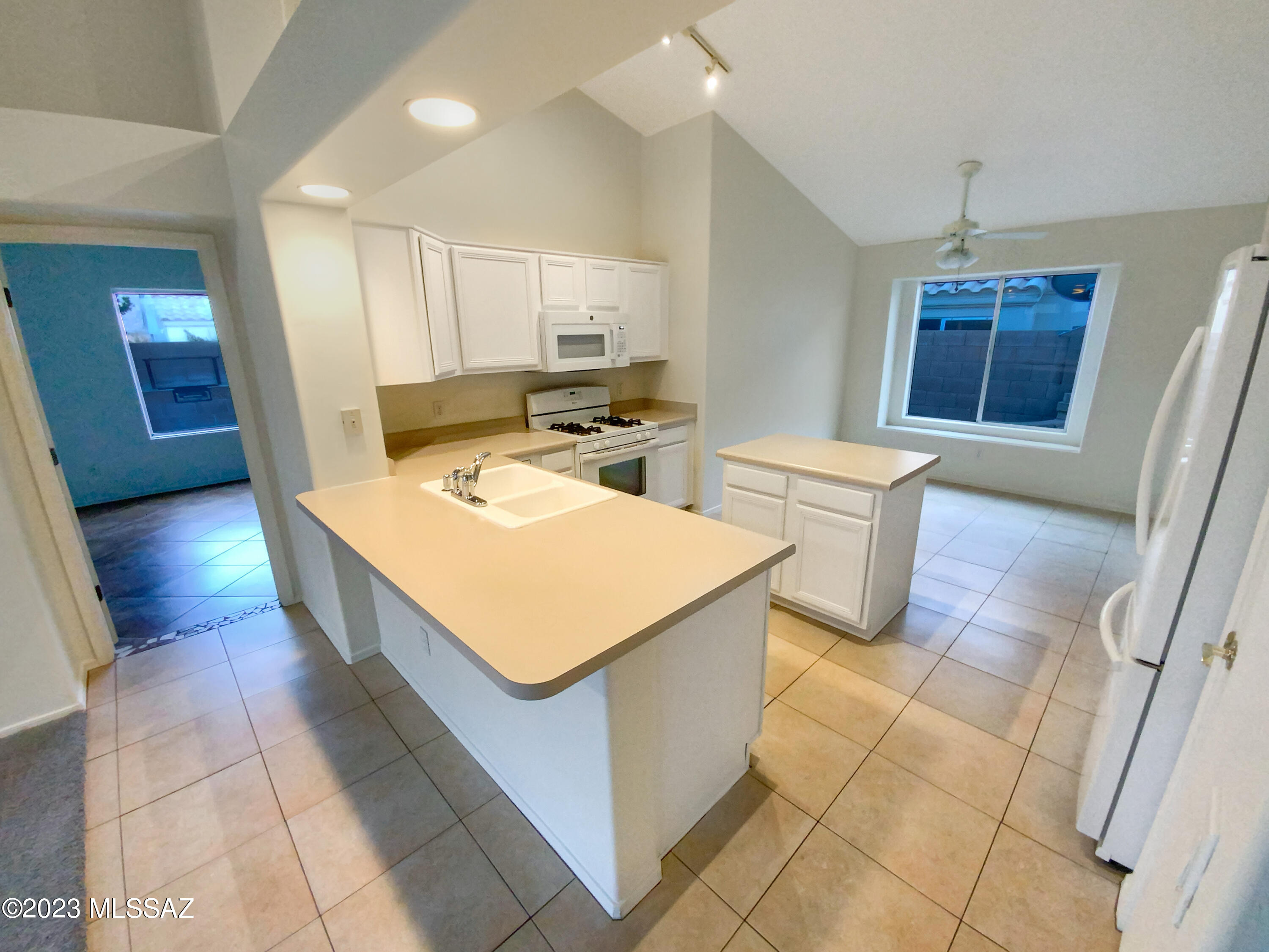 Catalina Shadows Estates Blk. 1 - Residential