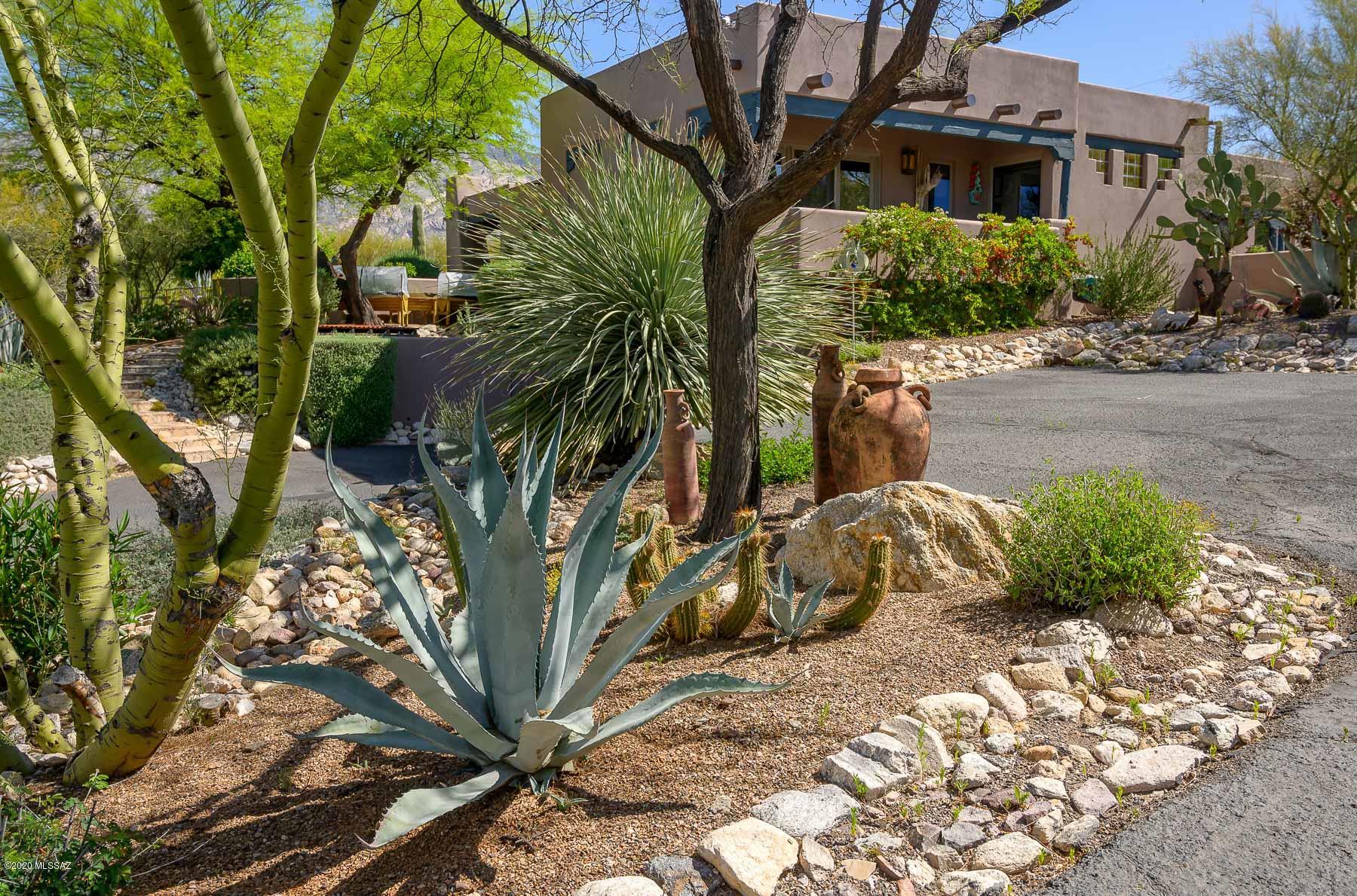Catalina Foothills Estates NO. 10 (1-72) - Residential