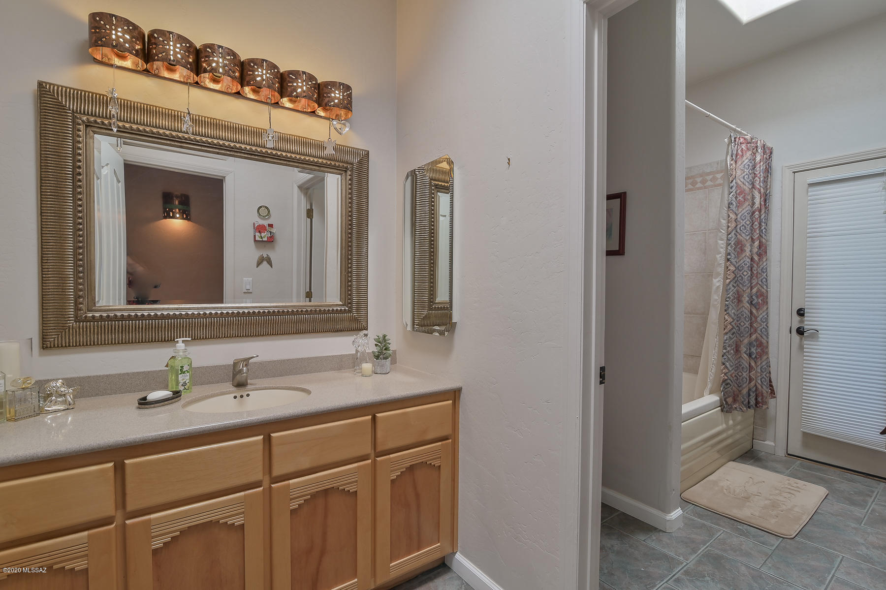 Catalina Foothills Estates NO. 10 (1-72) - Residential