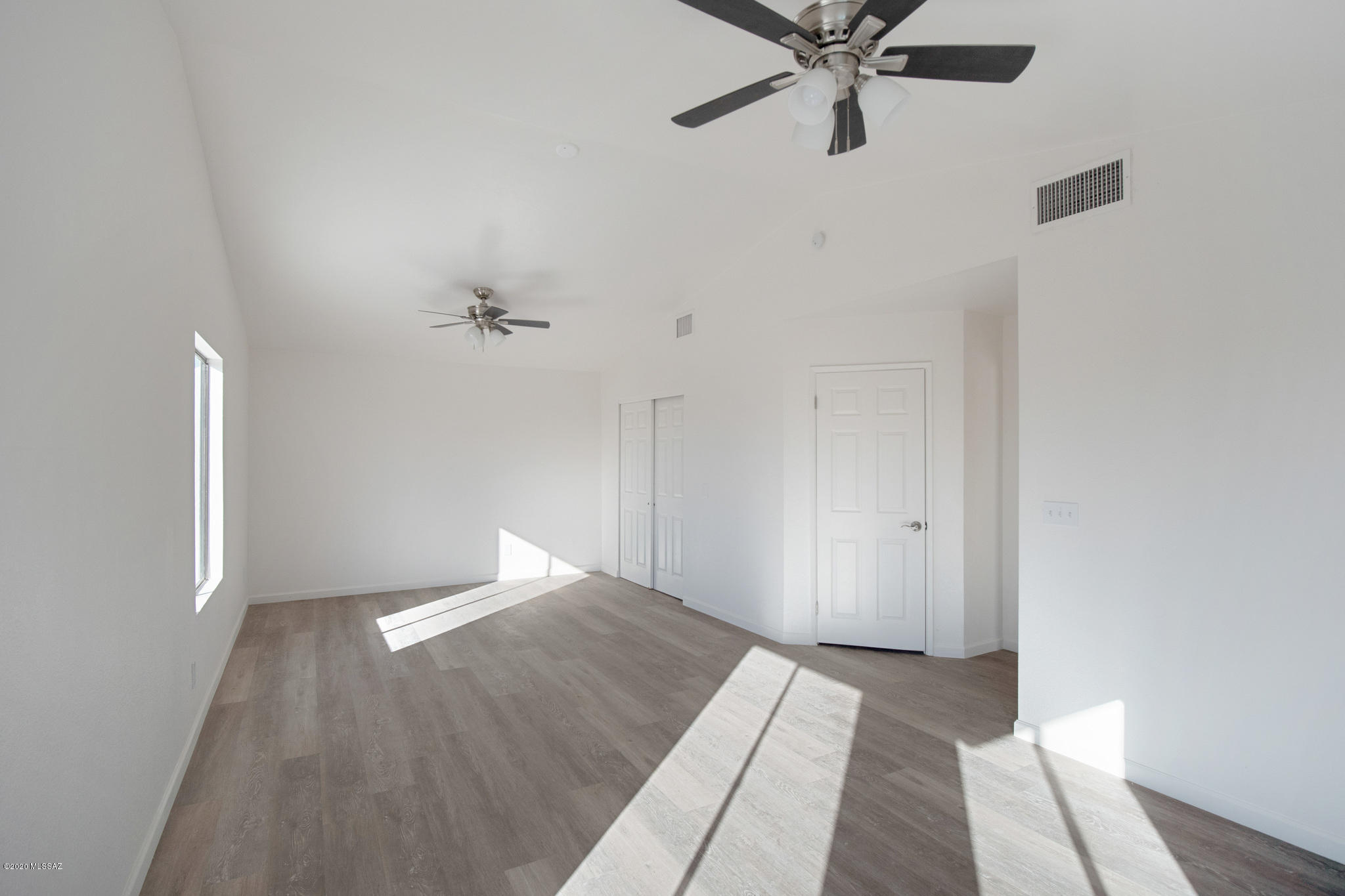 Oak Tree II at Midvale (273-519) - Residential