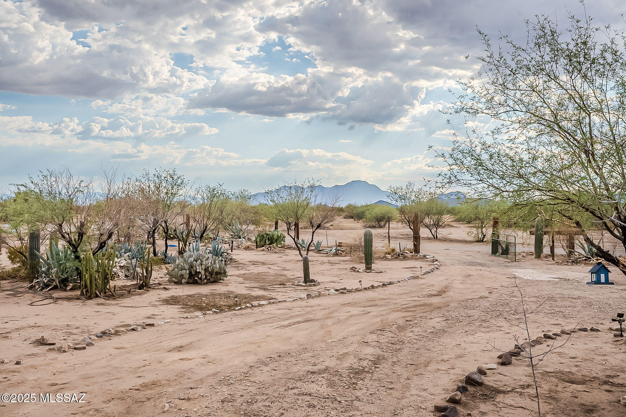 16486 W Quinlin Trail