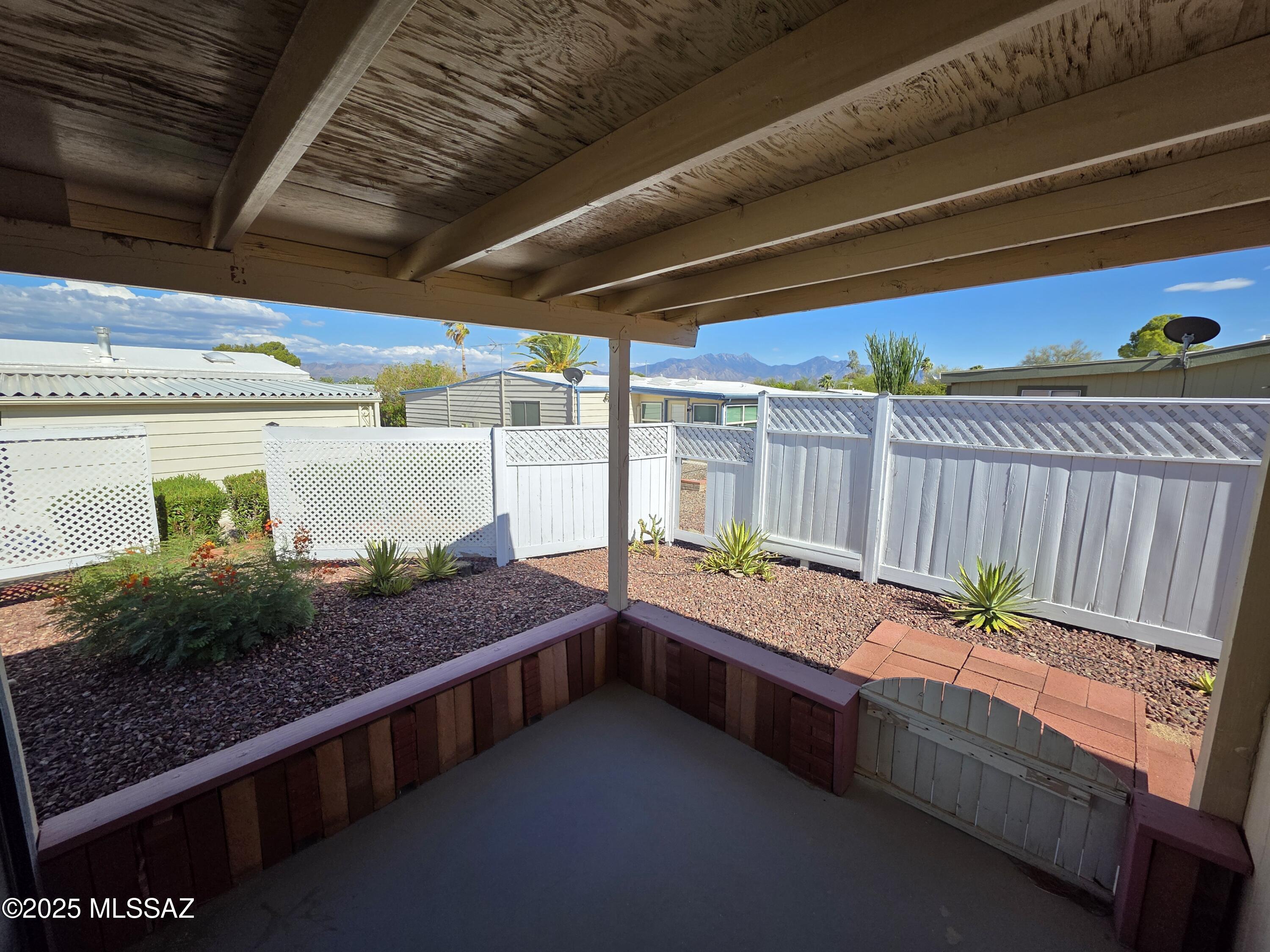247 W Palma Drive