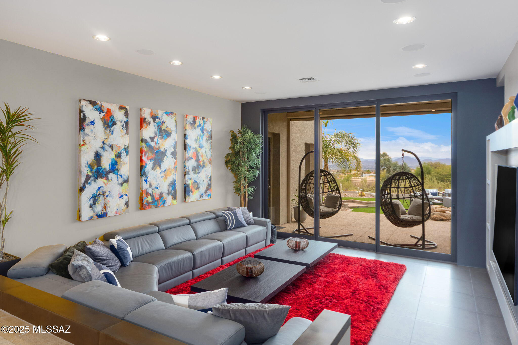 Finisterra (1-210) - Residential