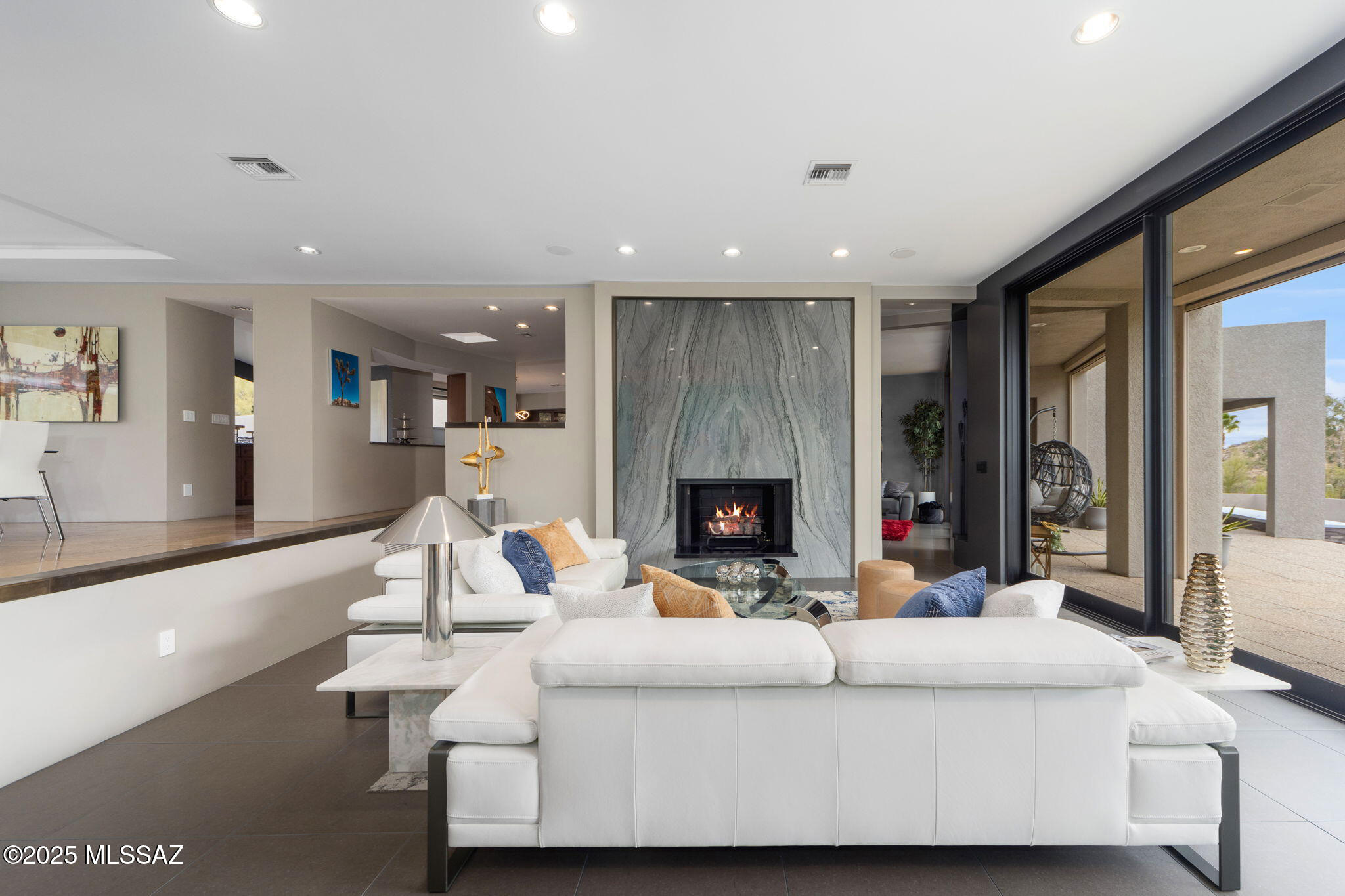 Finisterra (1-210) - Residential