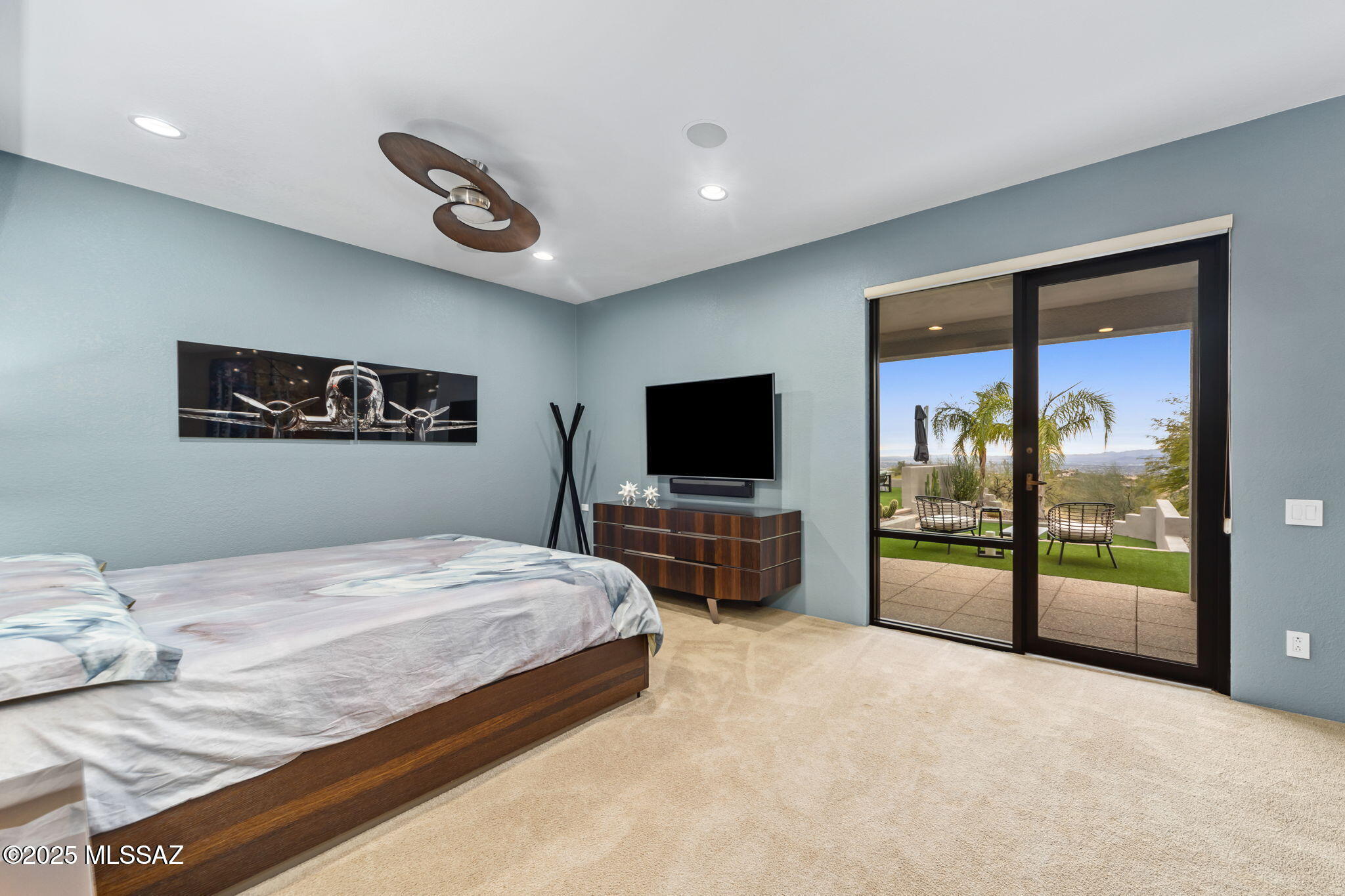 Finisterra (1-210) - Residential