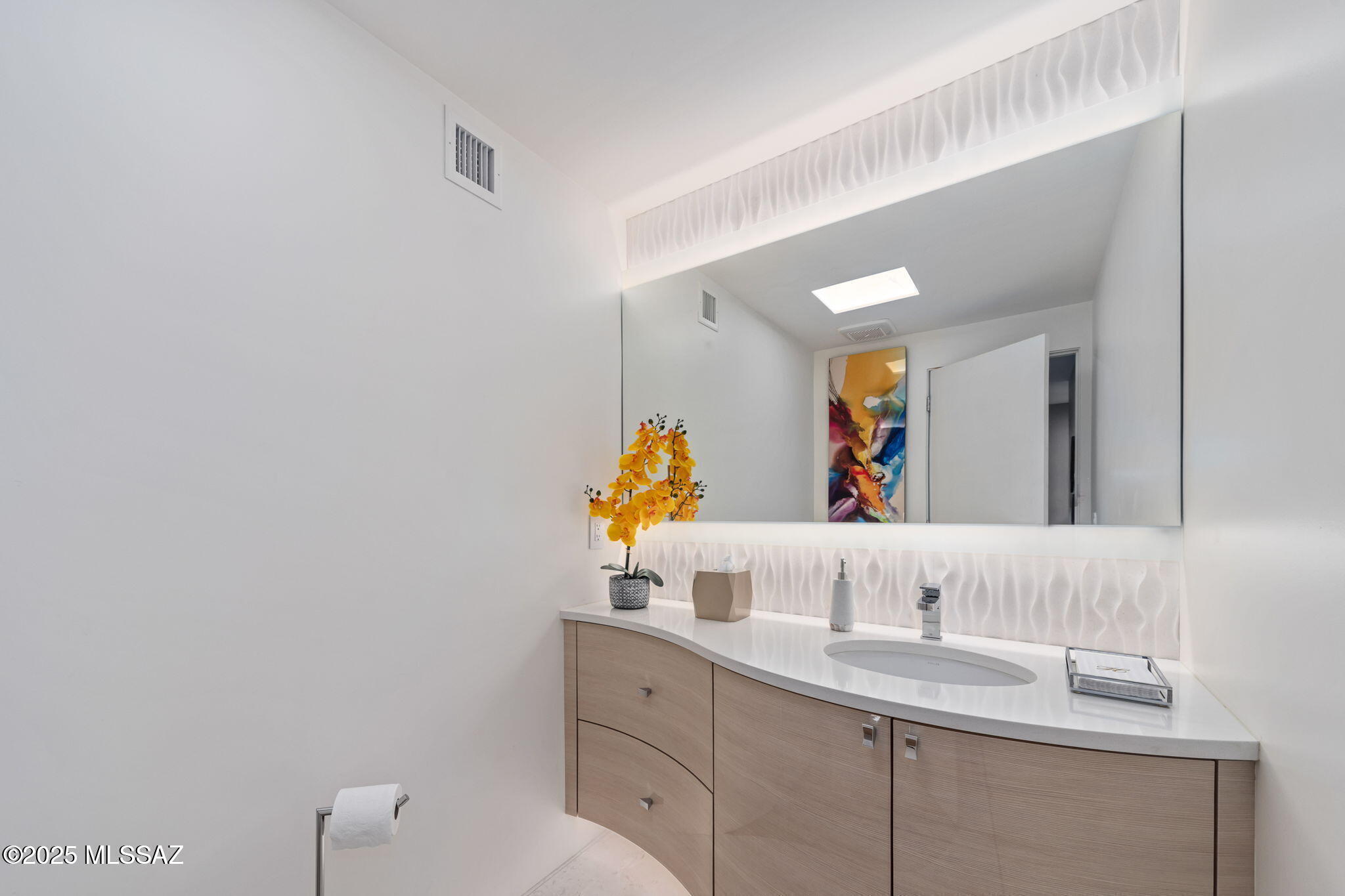 Finisterra (1-210) - Residential