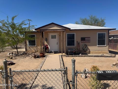 MLS: 22511985