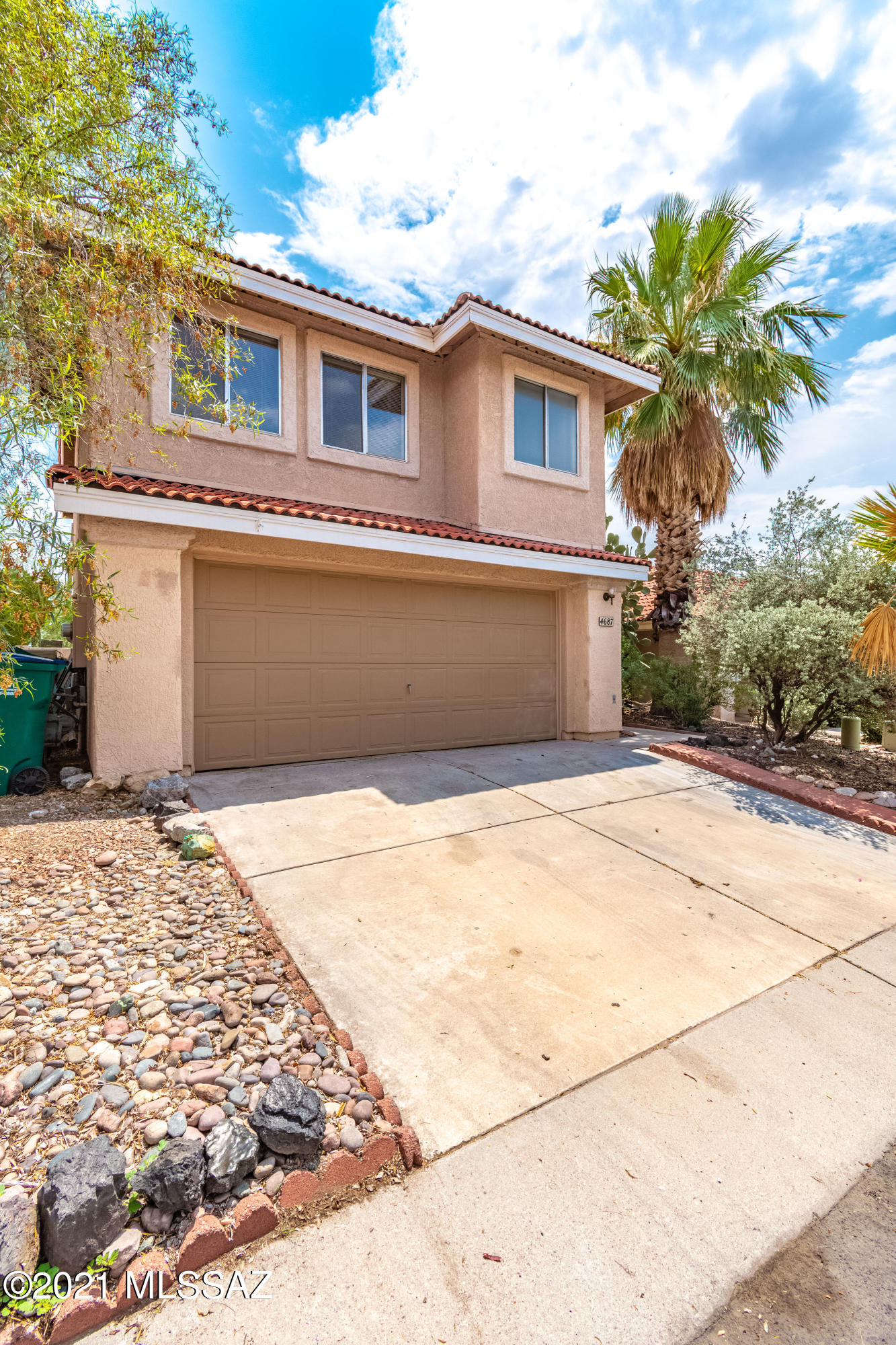Country Highlands (1-180) - Residential