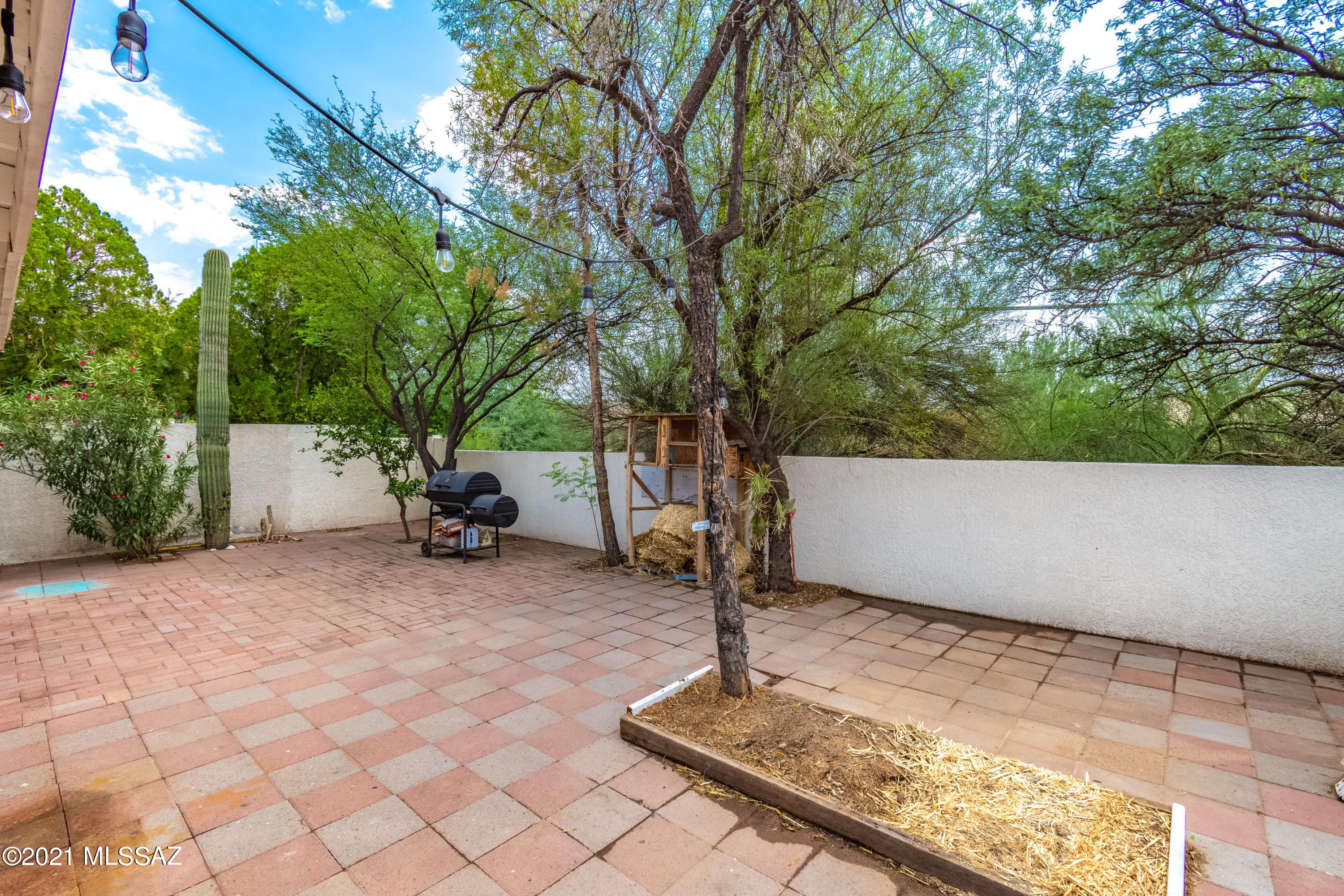 Country Highlands (1-180) - Residential