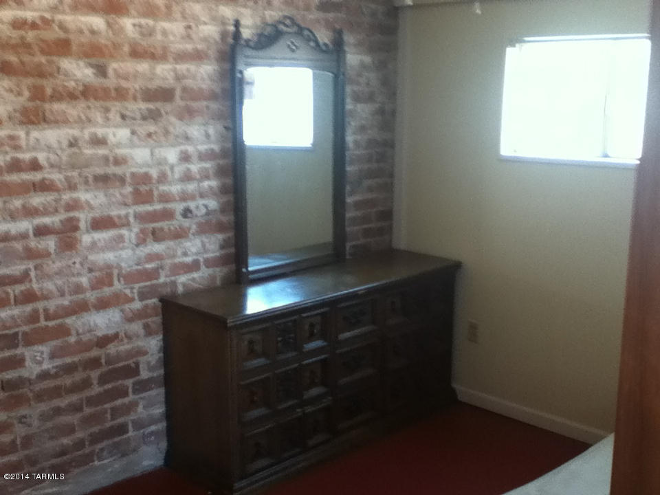 Jefferson Park - Residential Lease