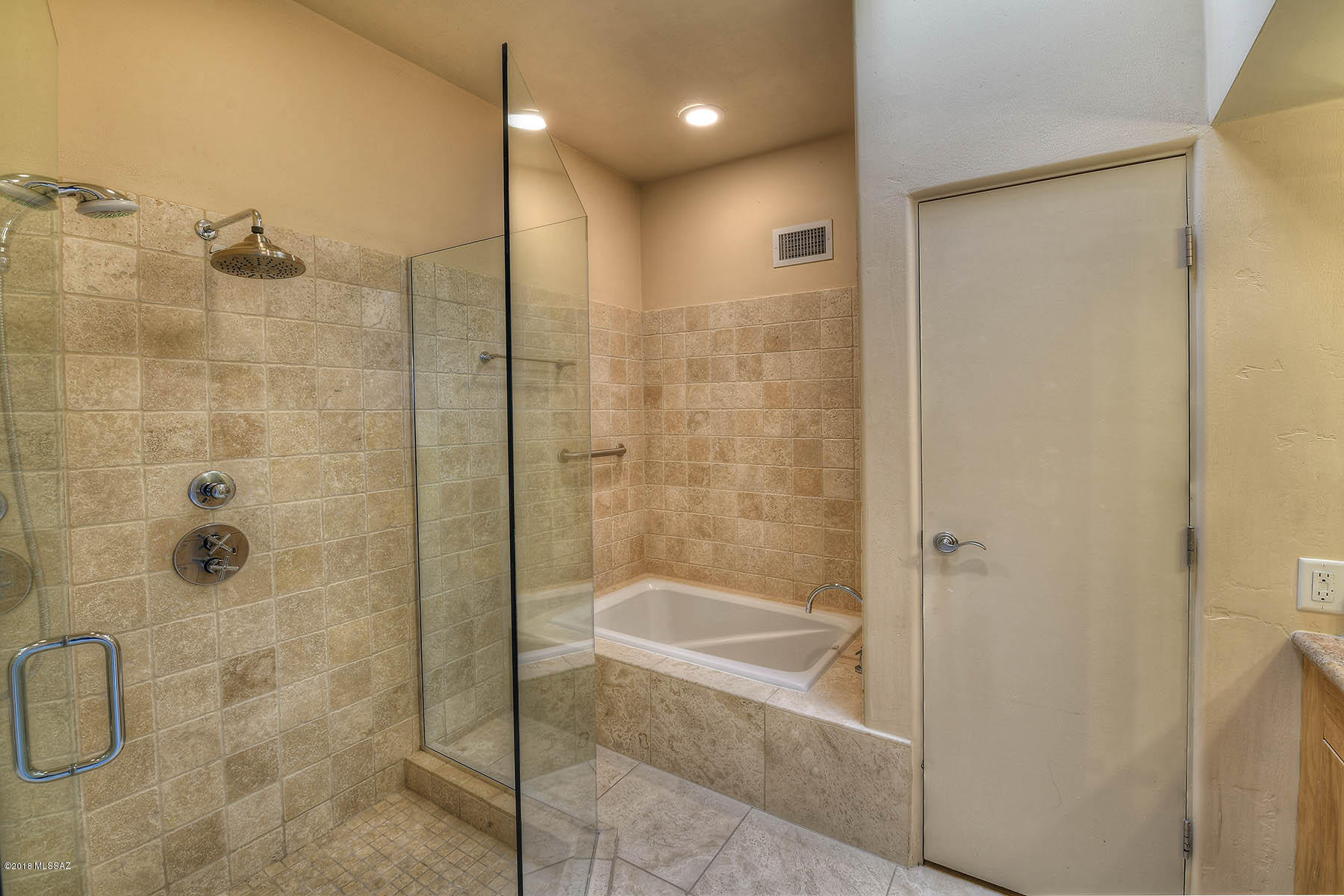 Catalina Fthills Crest Est Amd - Residential
