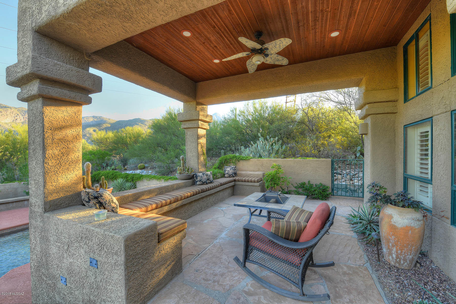 Catalina Fthills Crest Est Amd - Residential