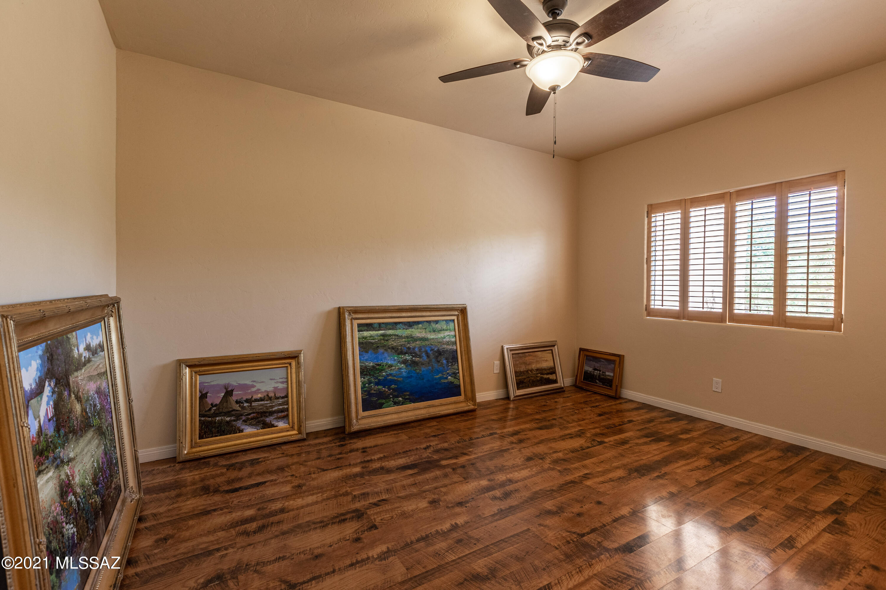 Loma De La Vista Verde (1-38) - Residential