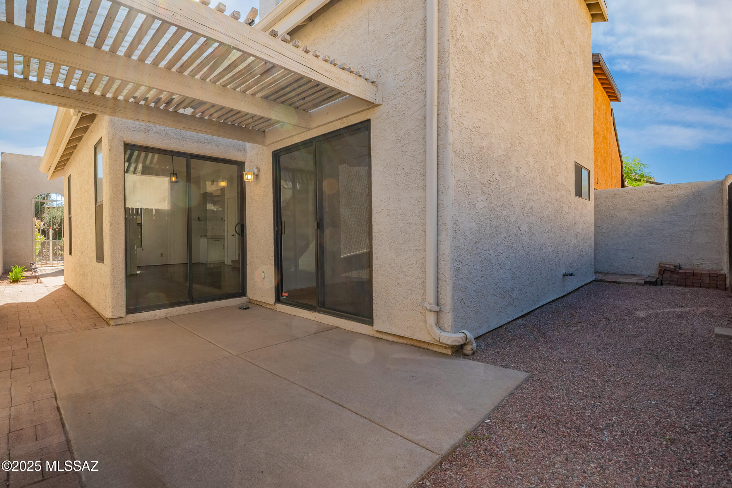 1430 W calle platino