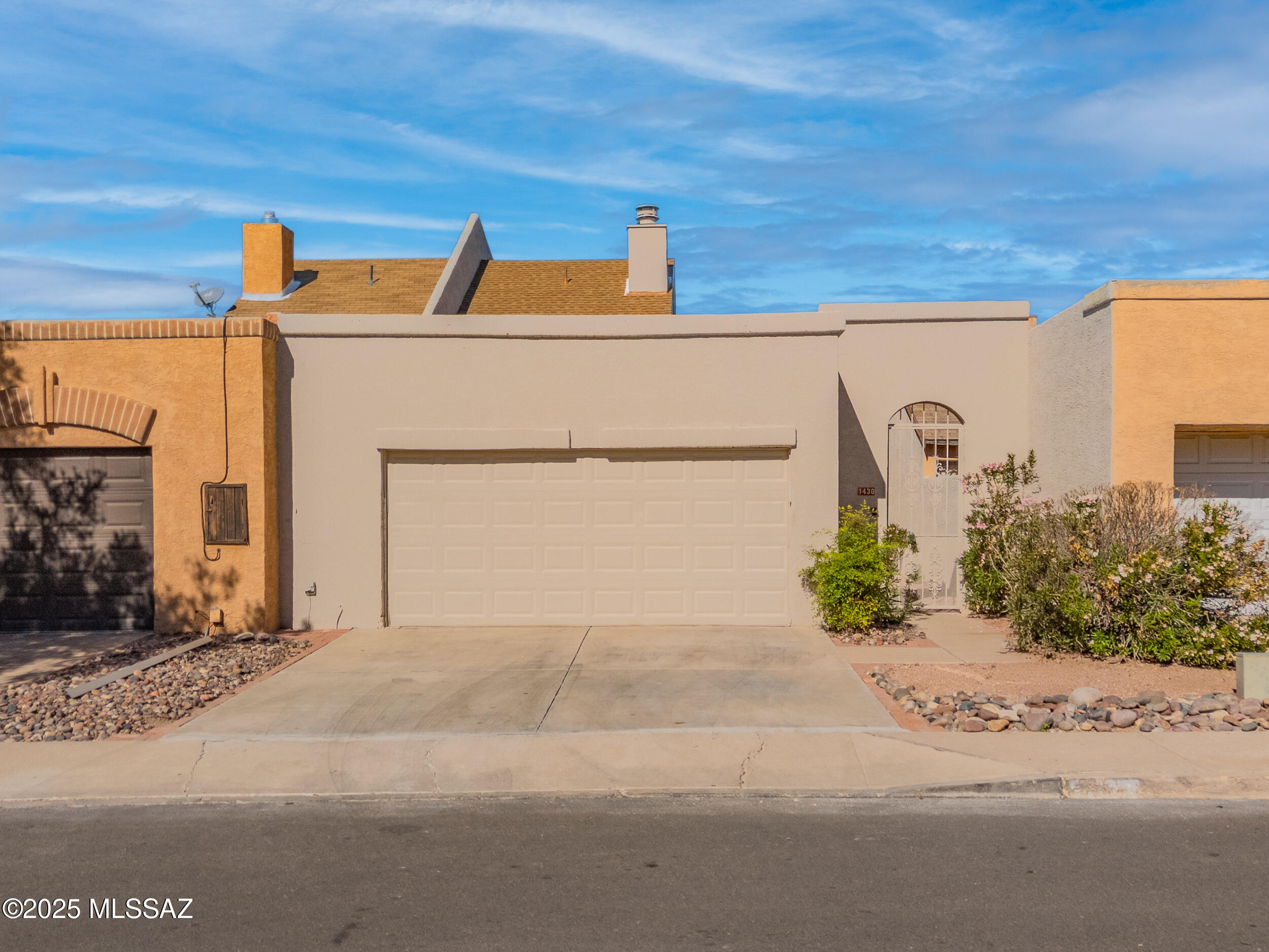 1430 W calle platino