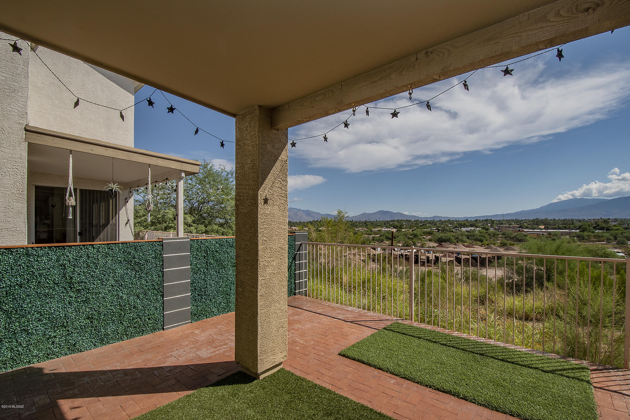 Pantano Overlook - Residential