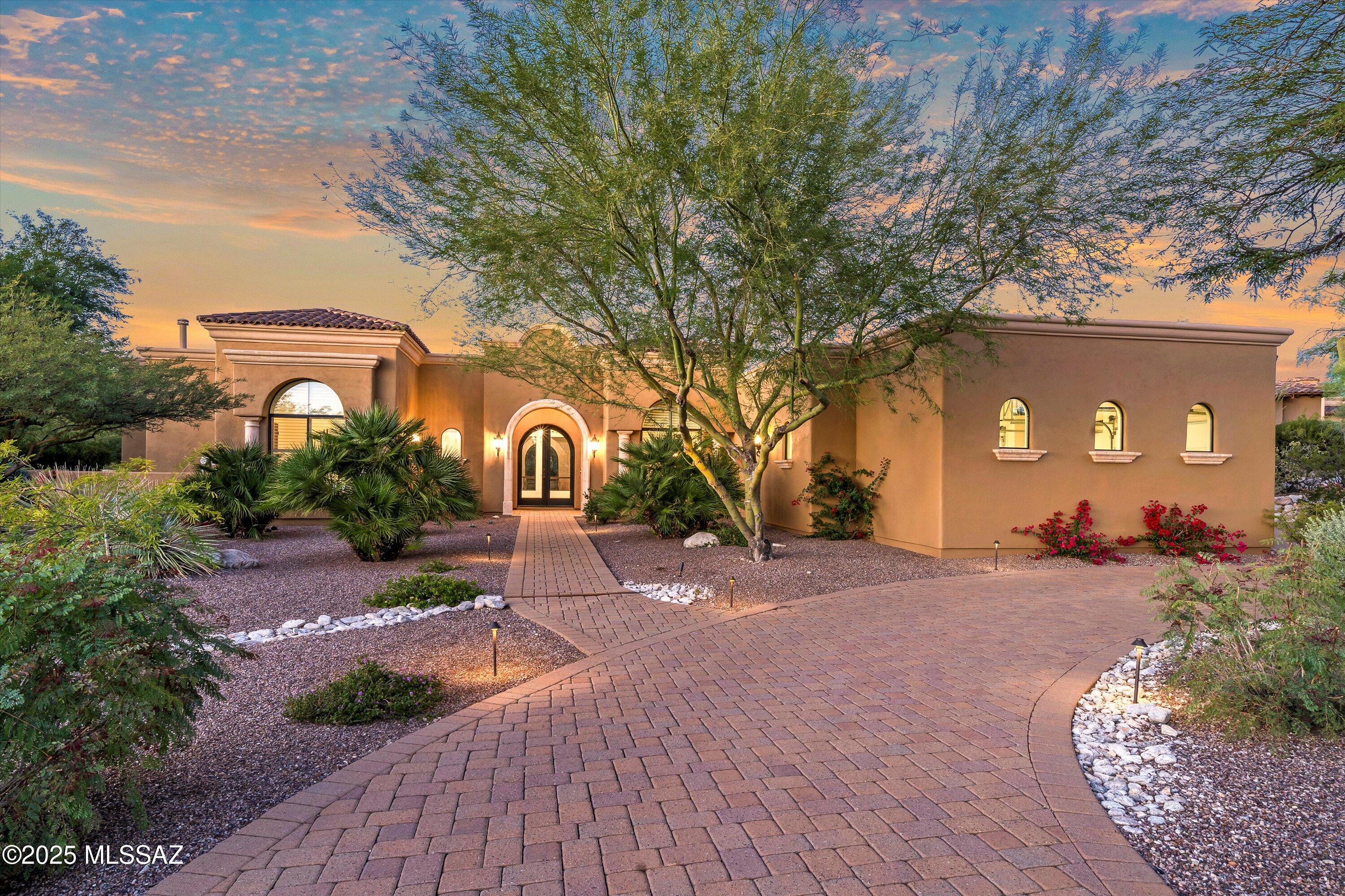 4839 E Placita Provida