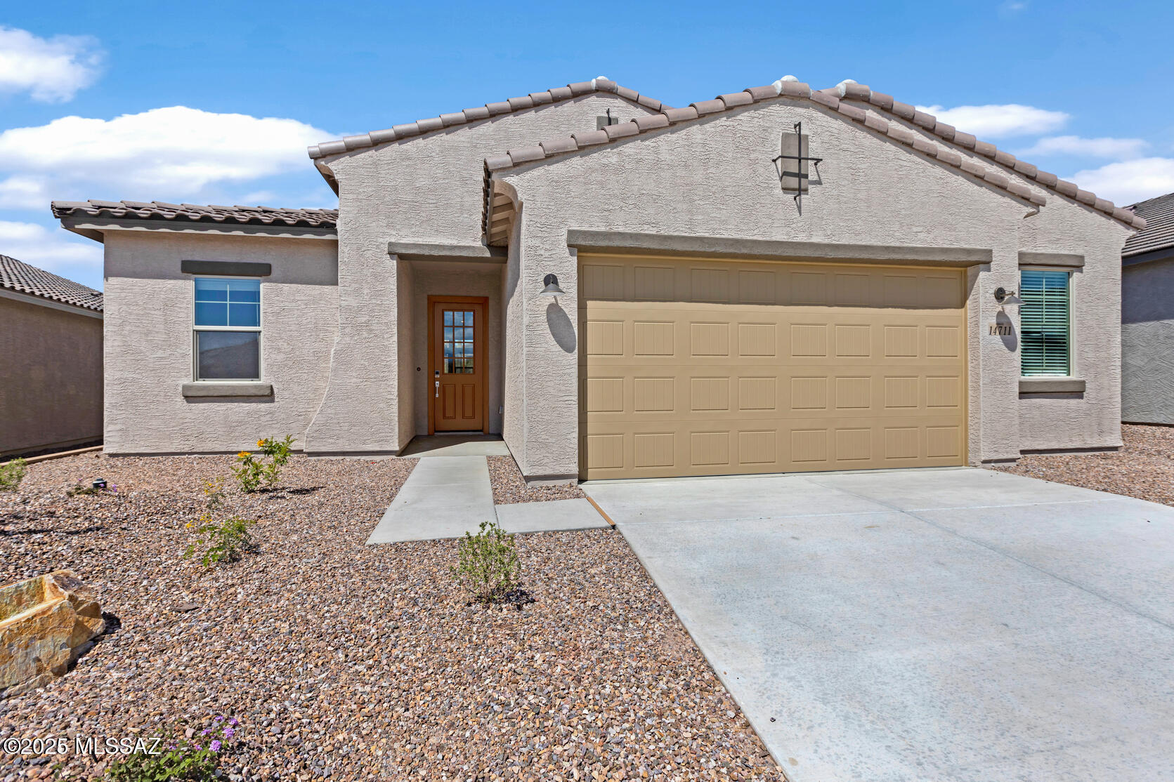 14638 N Blue Juniper Lane