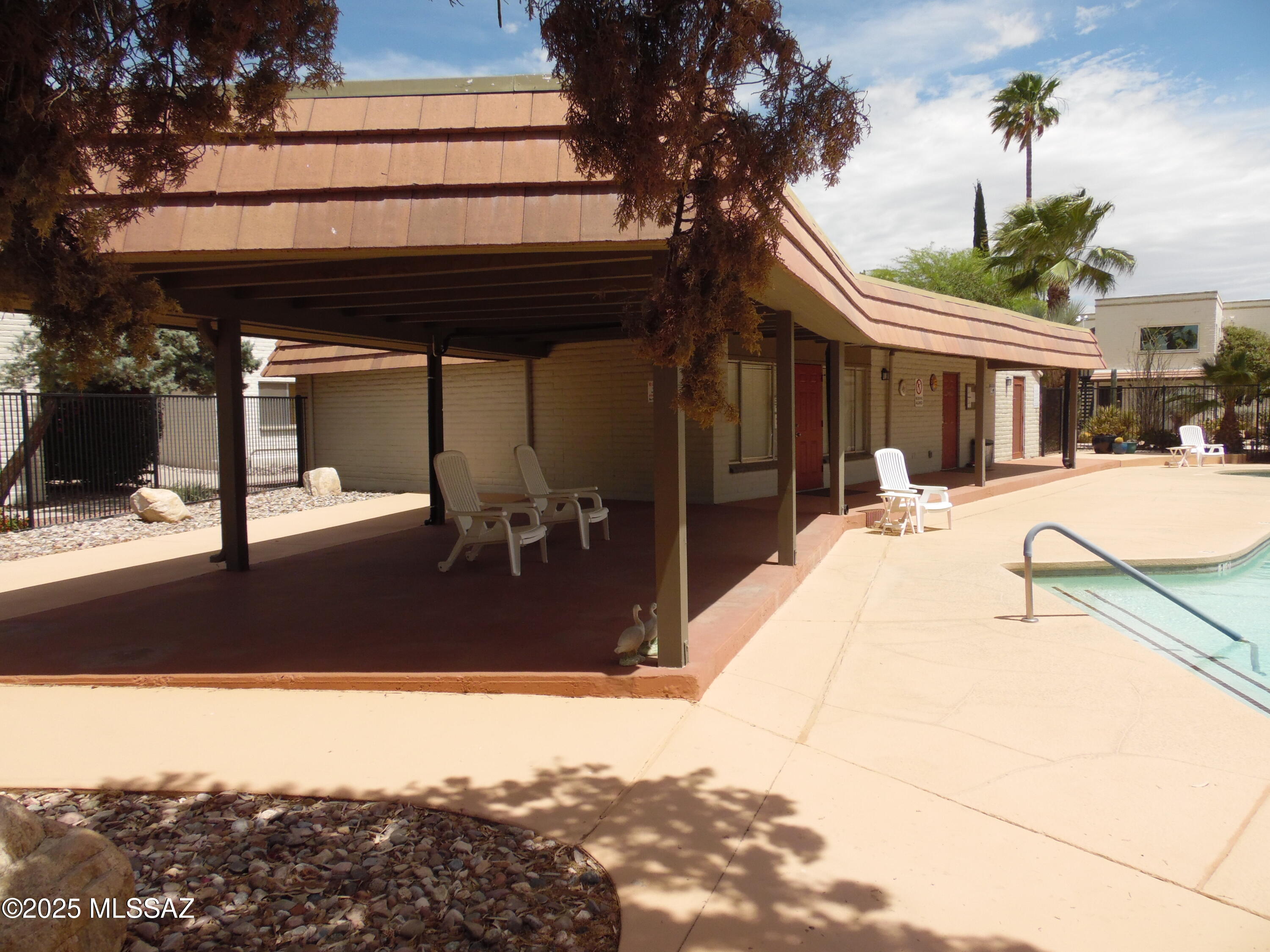 Tucson, Arizona 85710, United States, 2 Bedrooms Bedrooms, ,2 BathroomsBathrooms,Residential,Active,130282