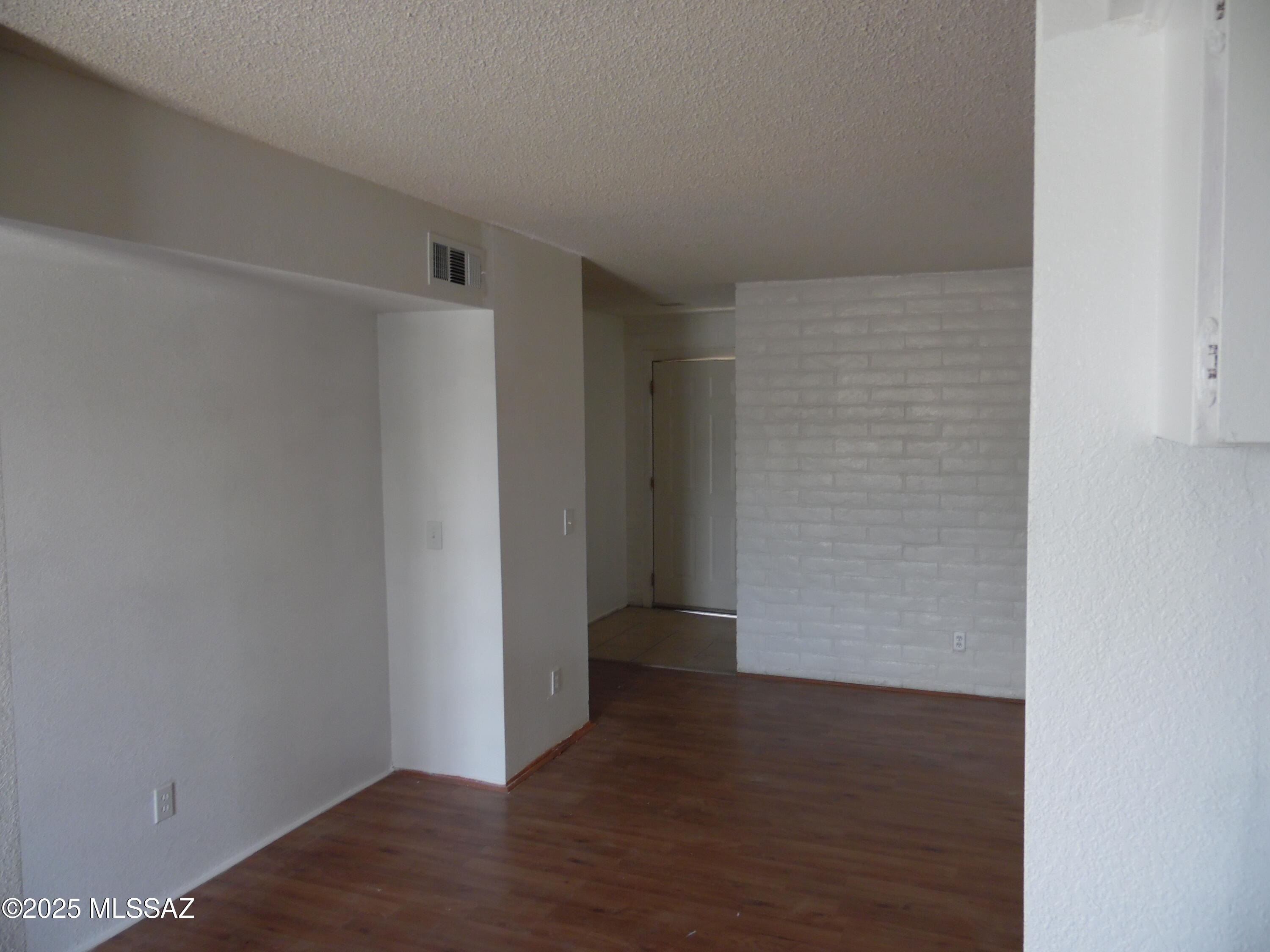 Tucson, Arizona 85710, United States, 2 Bedrooms Bedrooms, ,2 BathroomsBathrooms,Residential,Active,130282