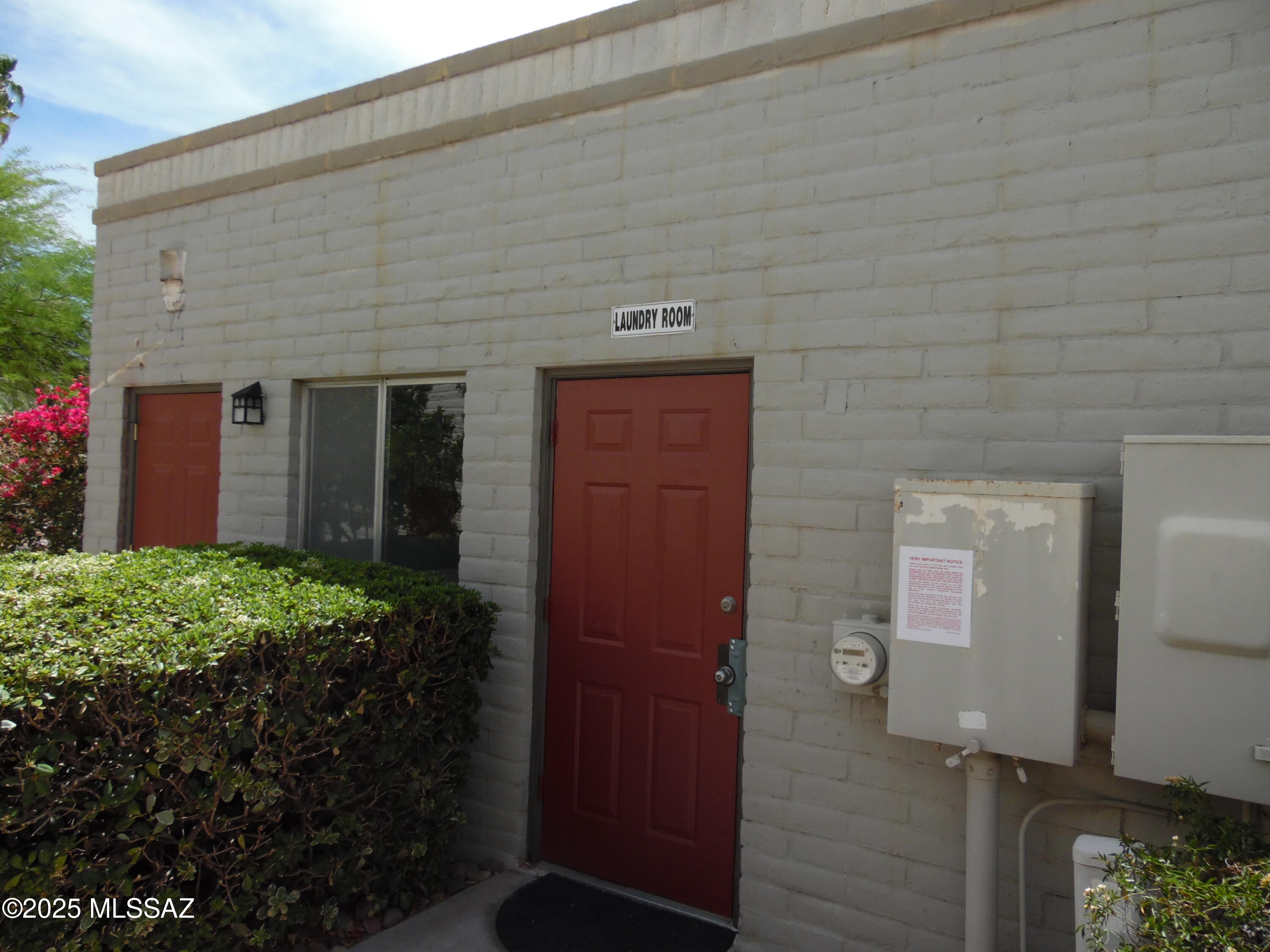 Tucson, Arizona 85710, United States, 2 Bedrooms Bedrooms, ,2 BathroomsBathrooms,Residential,Active,130282