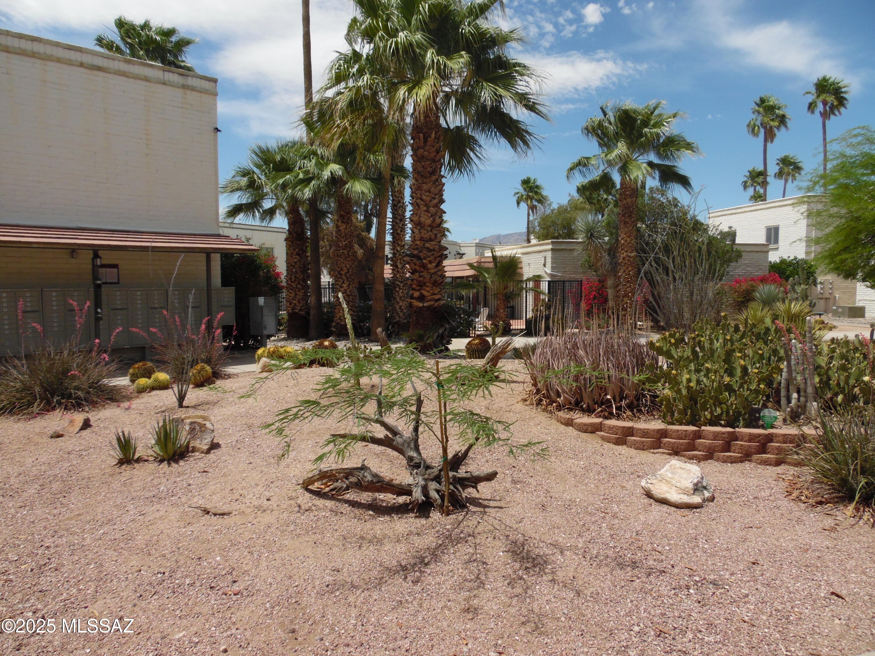 Tucson, Arizona 85710, United States, 2 Bedrooms Bedrooms, ,2 BathroomsBathrooms,Residential,Active,130282