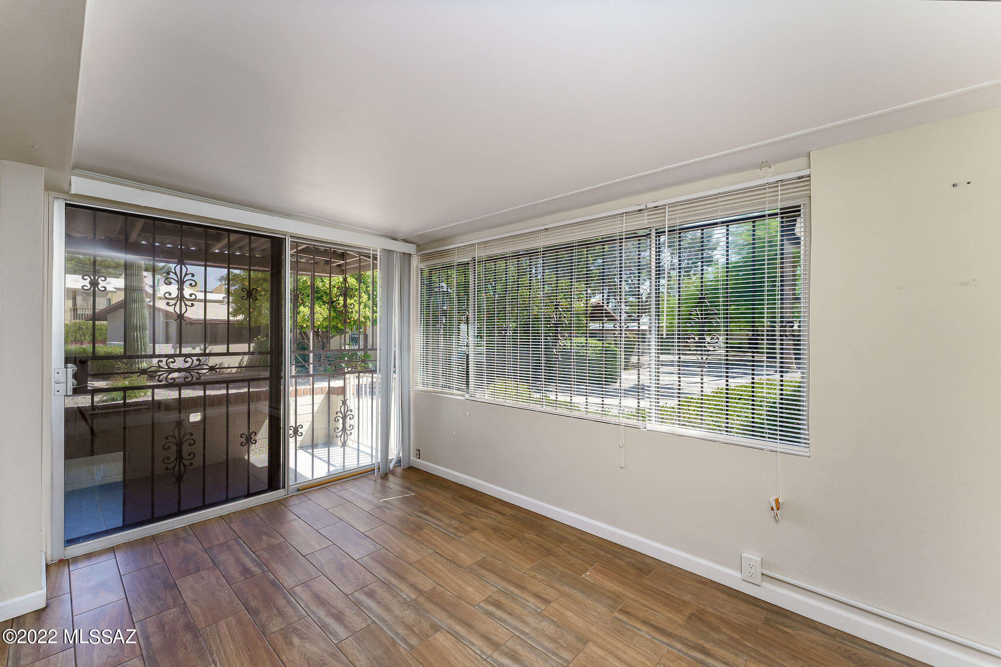 Sierra Del Sol Condo - Residential