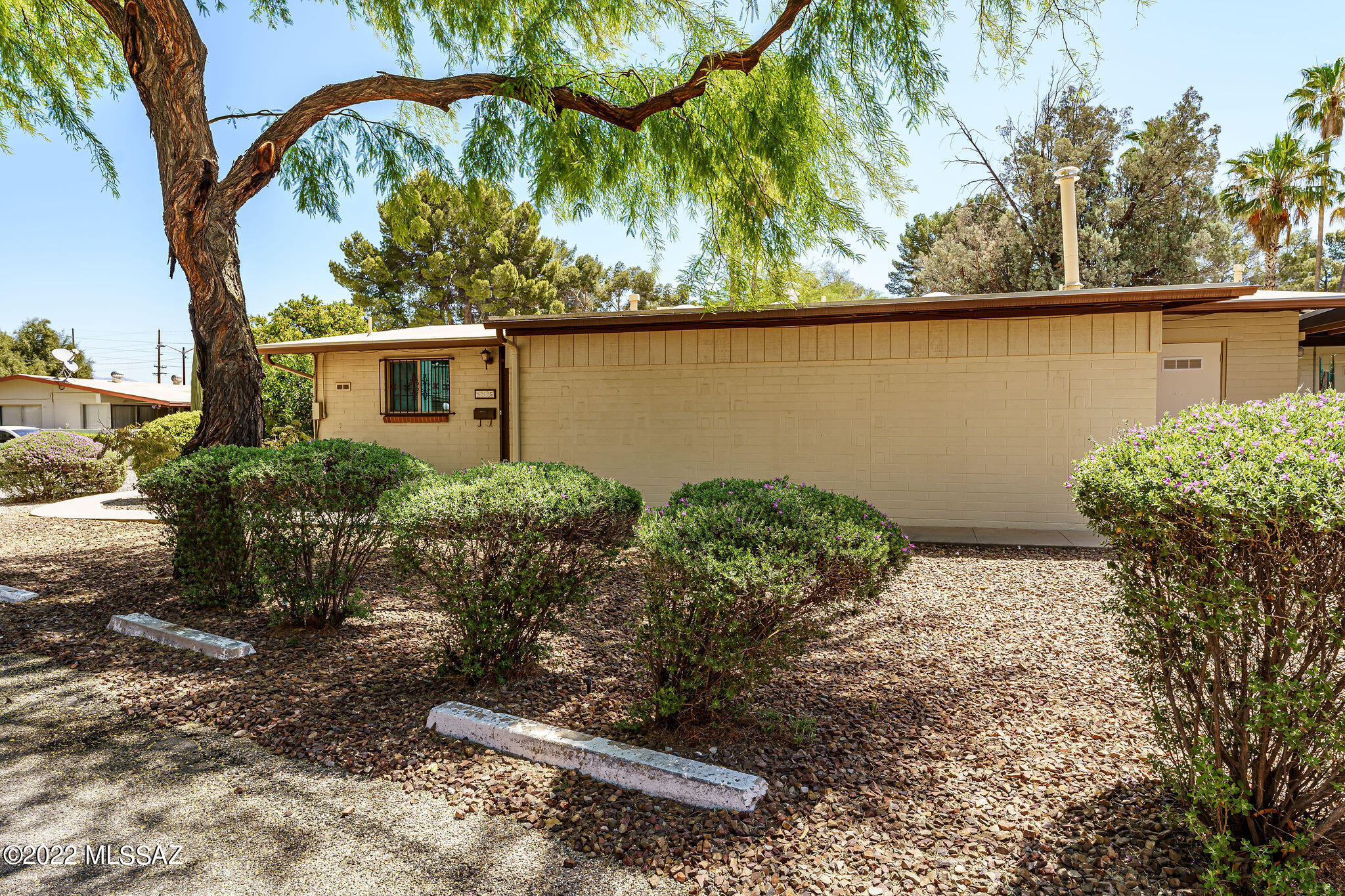 Sierra Del Sol Condo - Residential