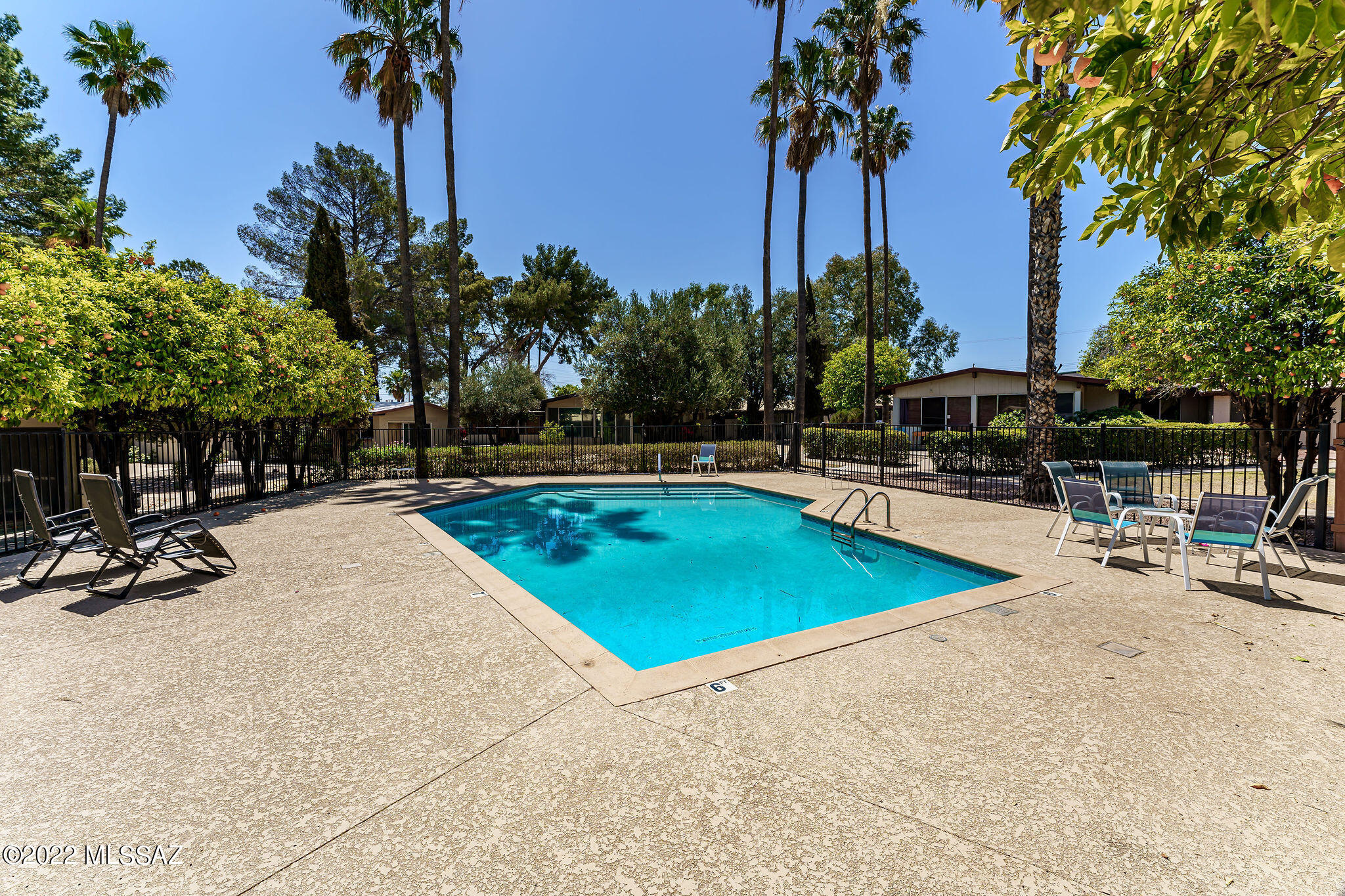 Sierra Del Sol Condo - Residential