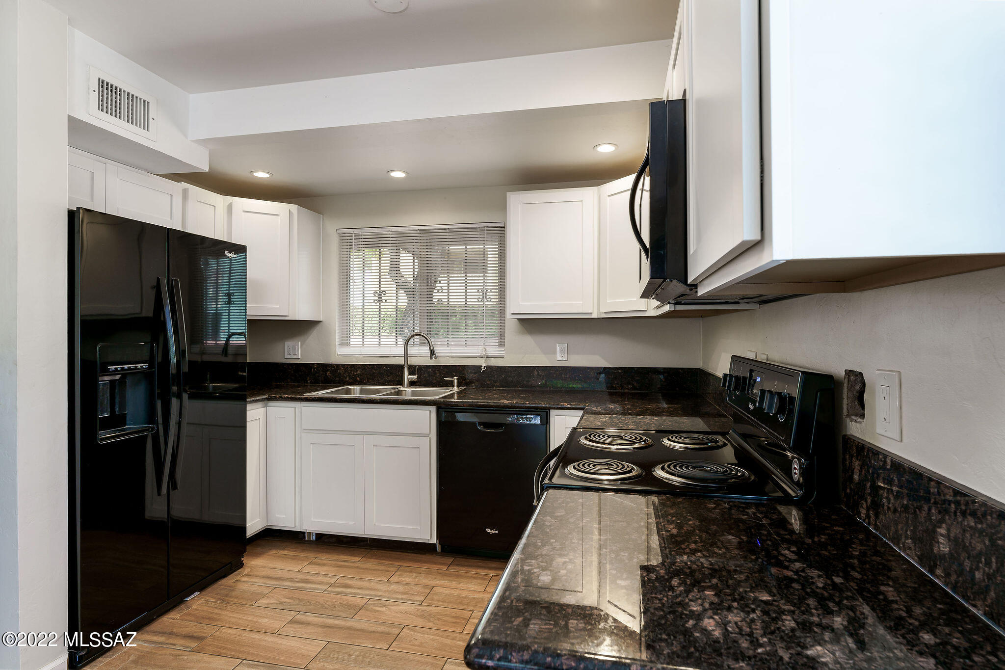 Sierra Del Sol Condo - Residential