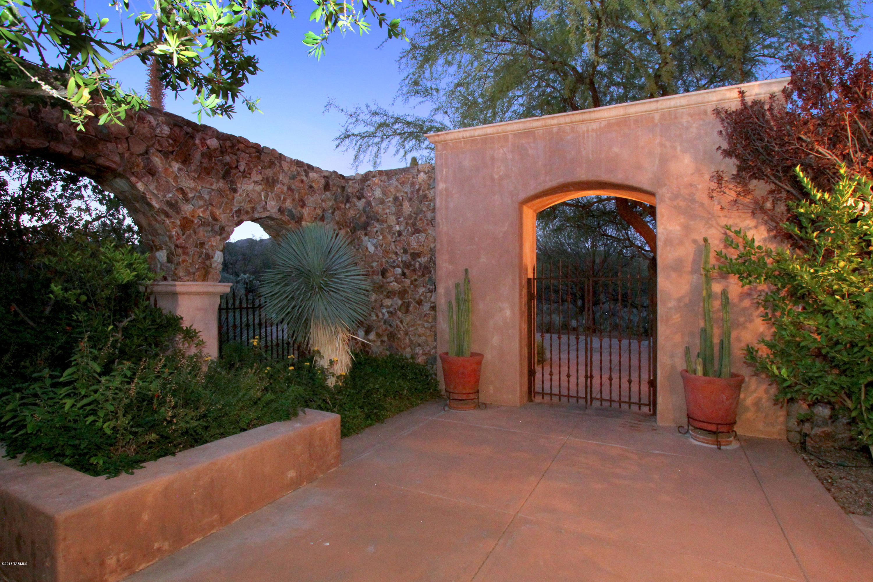 Stone Canyon I - Residential