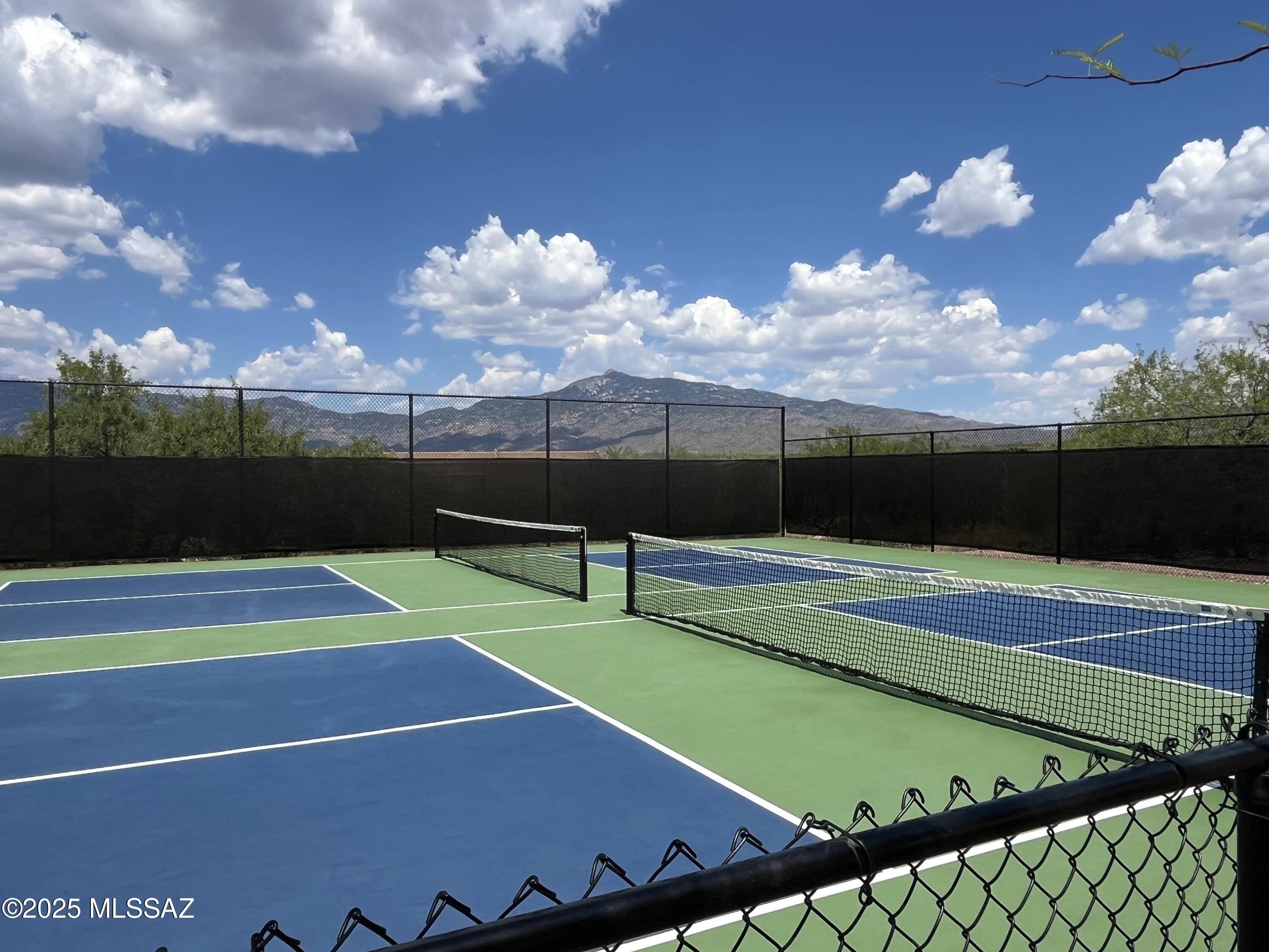 Coyote Creek (1-395) - Residential